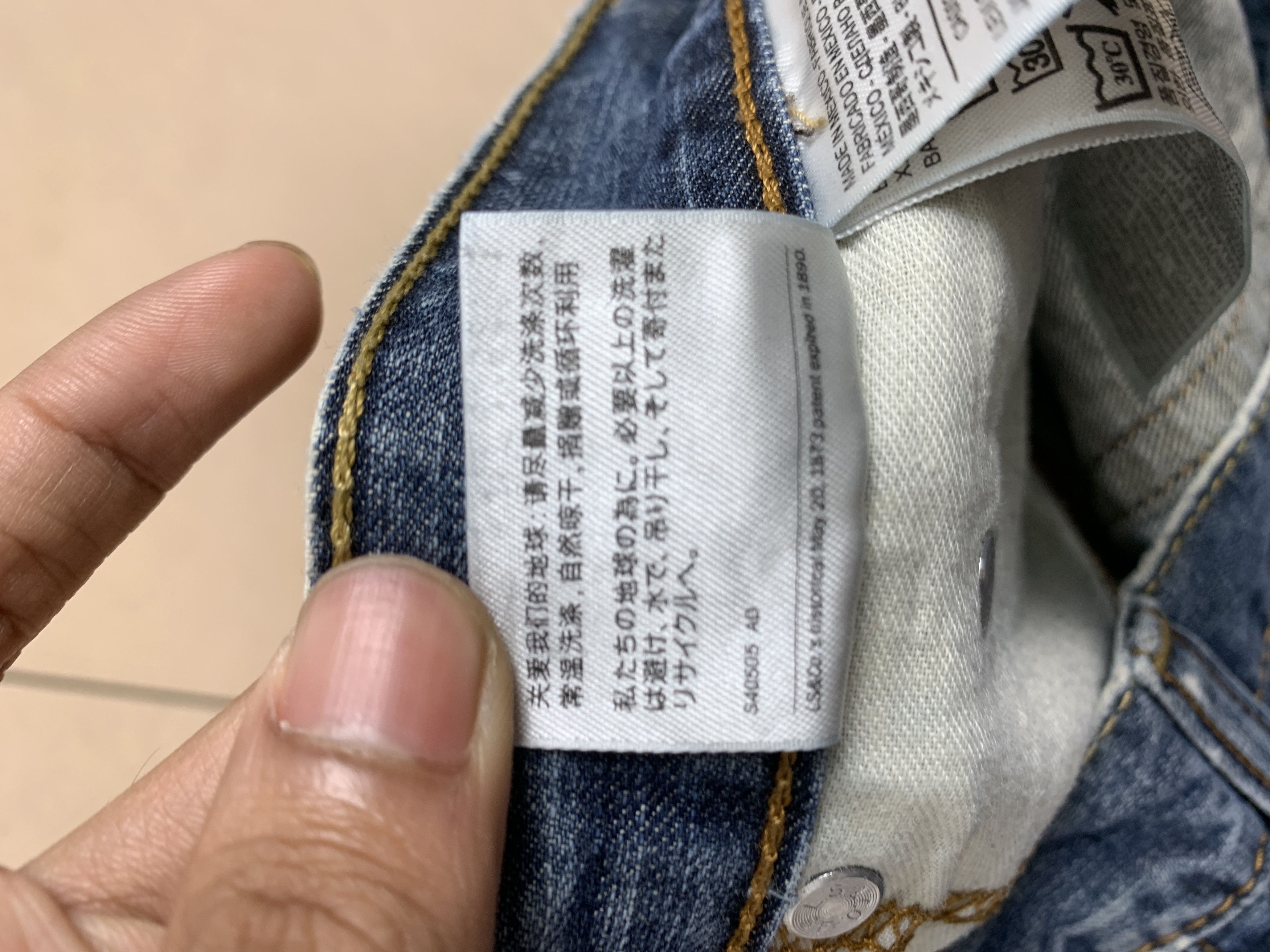 Levi's × Vintage Vintage LEVI'S 514 Distressed Faded Straight Cut Jeans Size US 31 - 13 Thumbnail