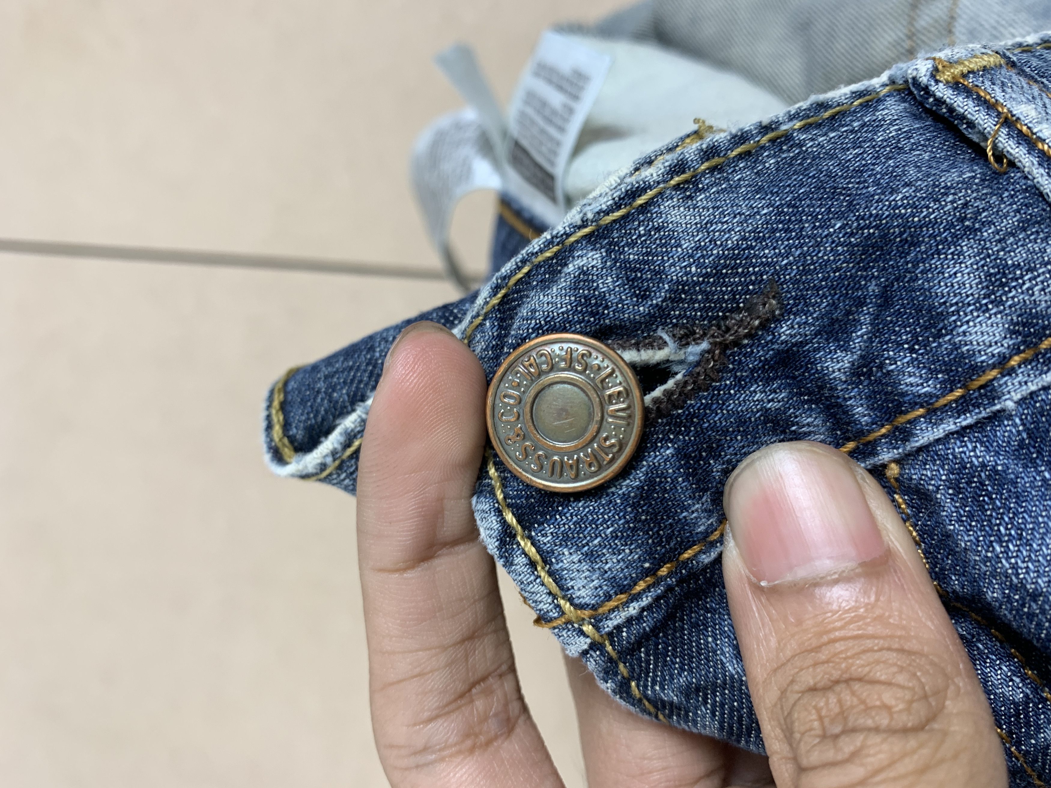 Levi's × Vintage Vintage LEVI'S 514 Distressed Faded Straight Cut Jeans Size US 31 - 20 Thumbnail
