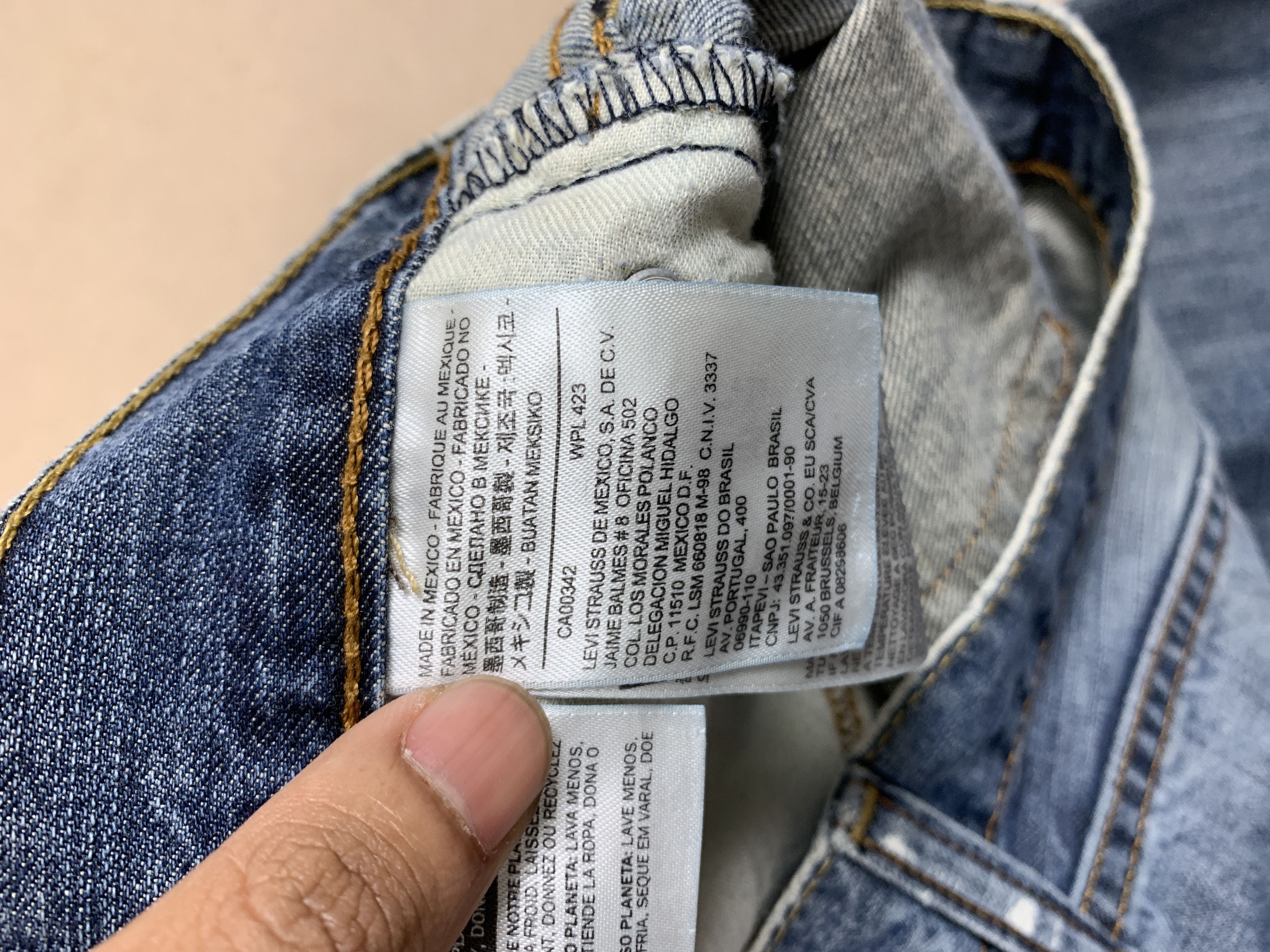 Levi's × Vintage Vintage LEVI'S 514 Distressed Faded Straight Cut Jeans Size US 31 - 14 Thumbnail