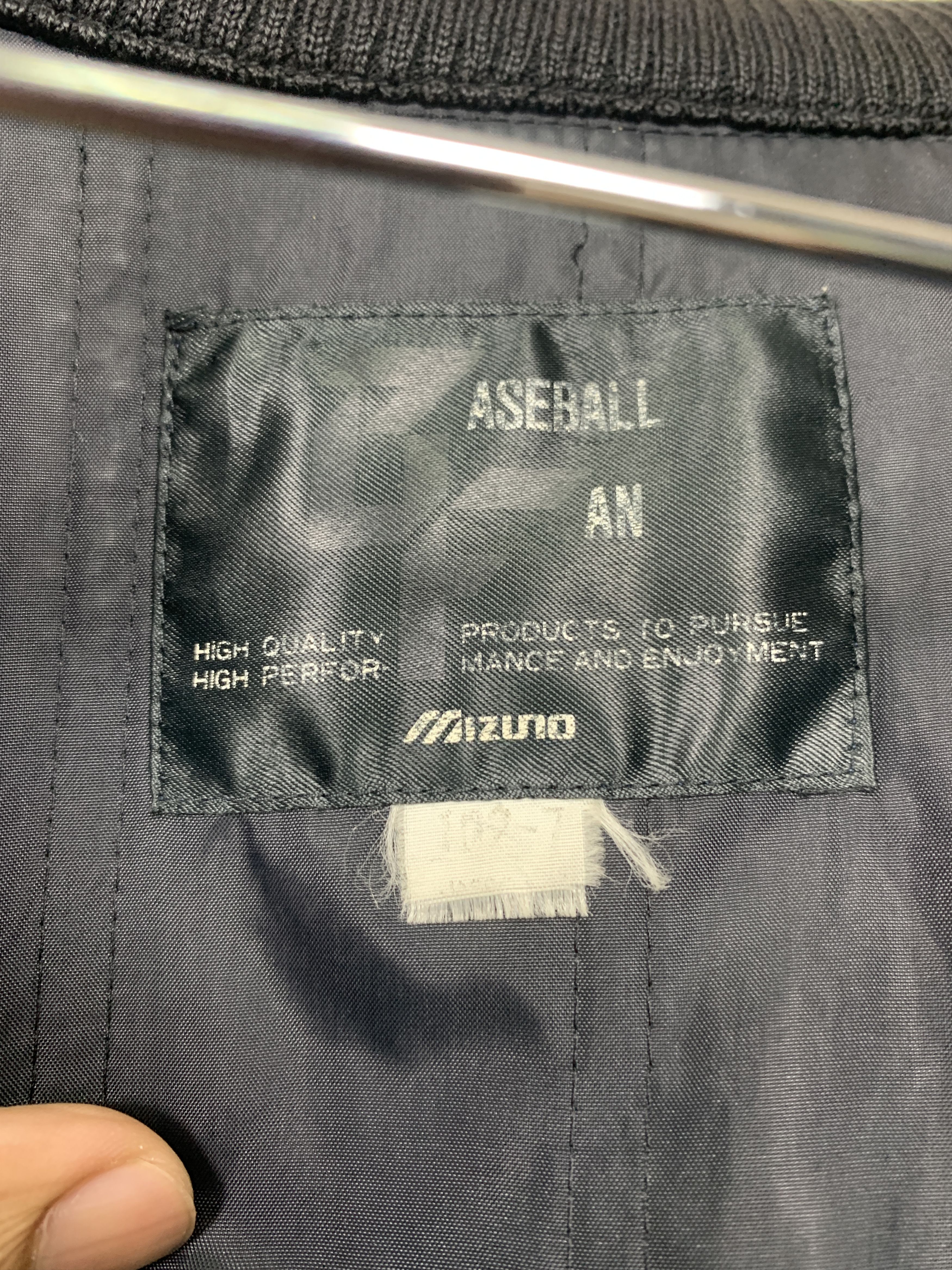 Mizuno Vintage Mizuno Zip Up Jacket J1385 Size US S / EU 44-46 / 1 - 9 Thumbnail