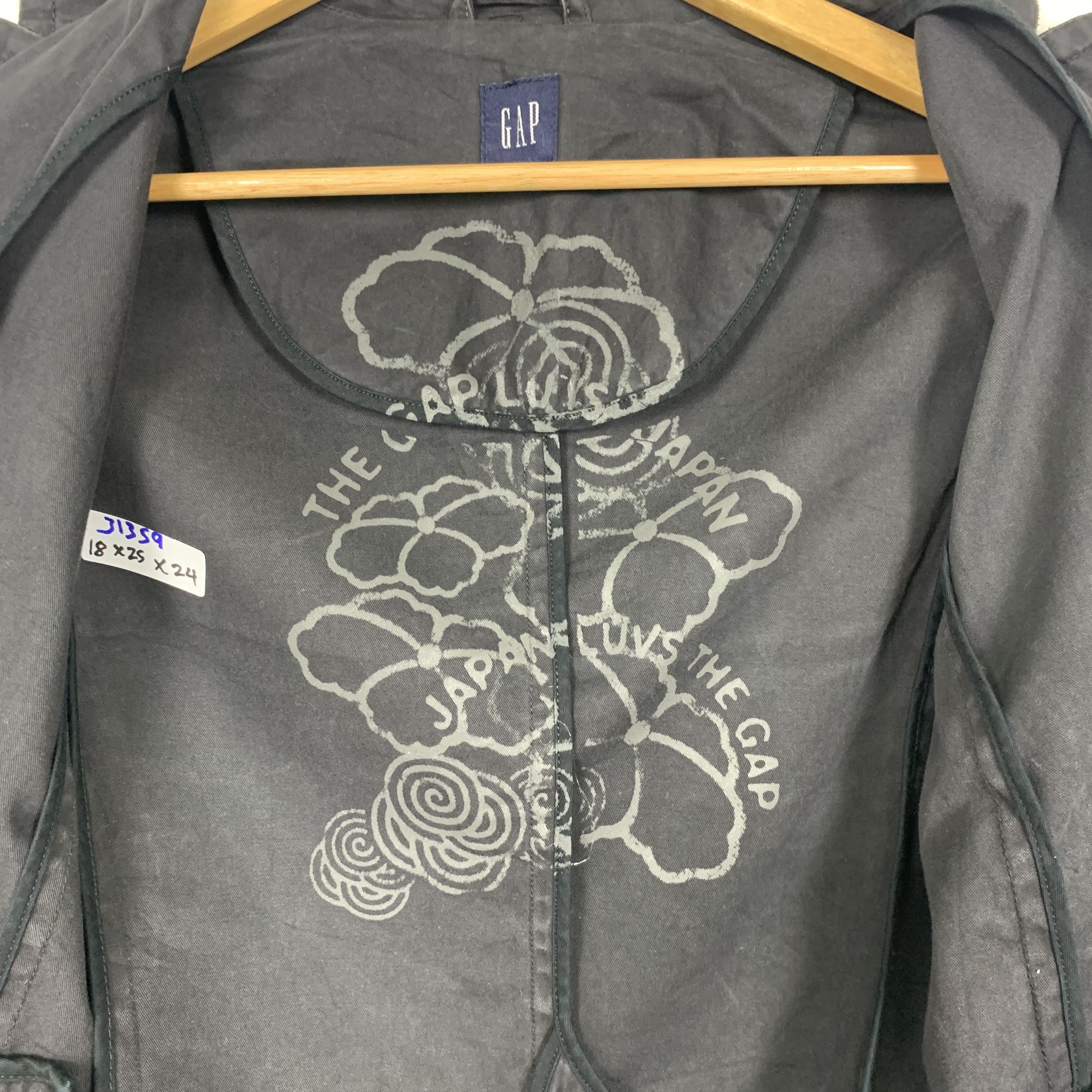 Gap Vintage Gap Rugged Faded Button Jacket J1359 Size XXL / US 16-18 / IT 52-54 - 10 Thumbnail