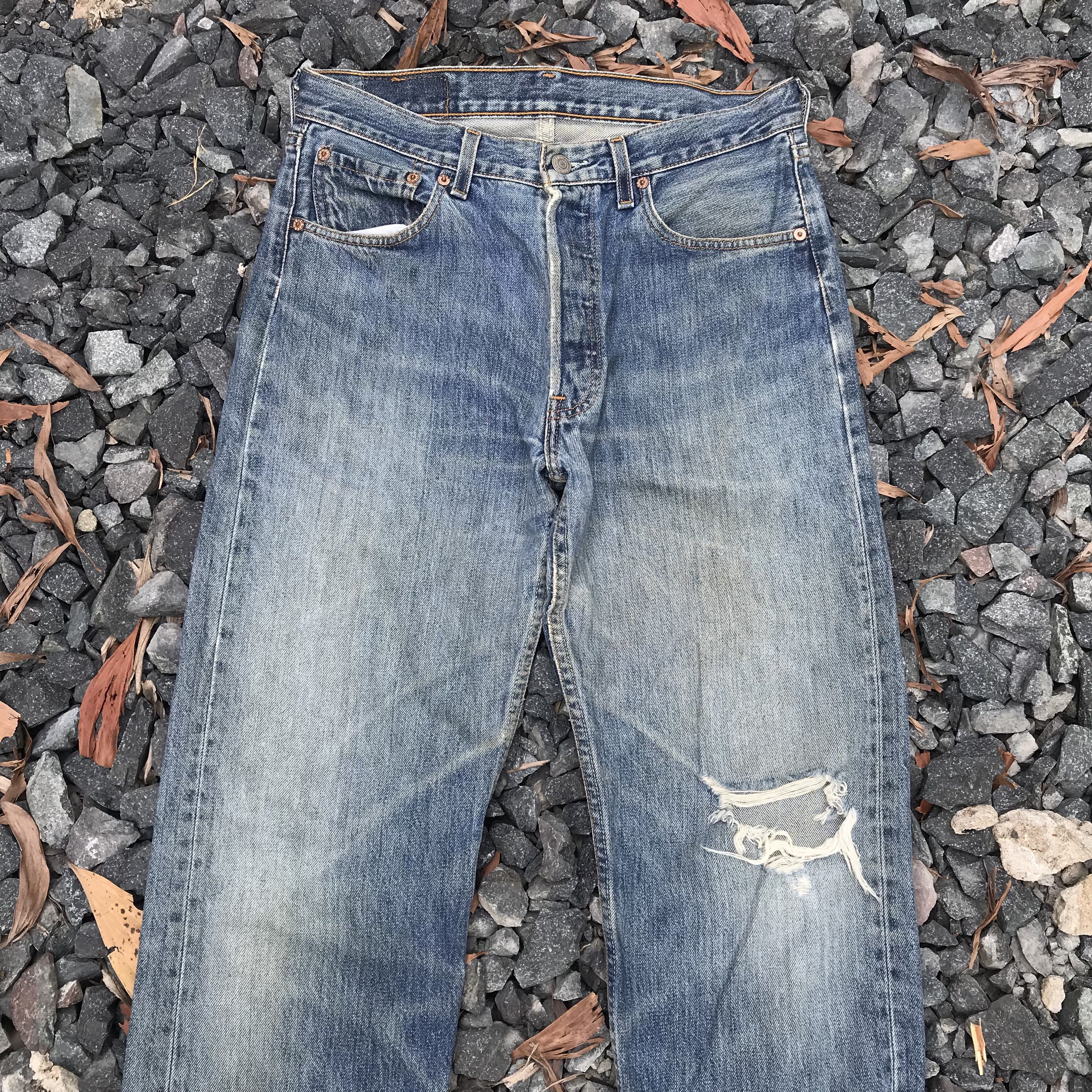 Levi's Vintage Levis 501 distressed ripped jean kurt cobain style Size US 32 / EU 48 - 5 Thumbnail