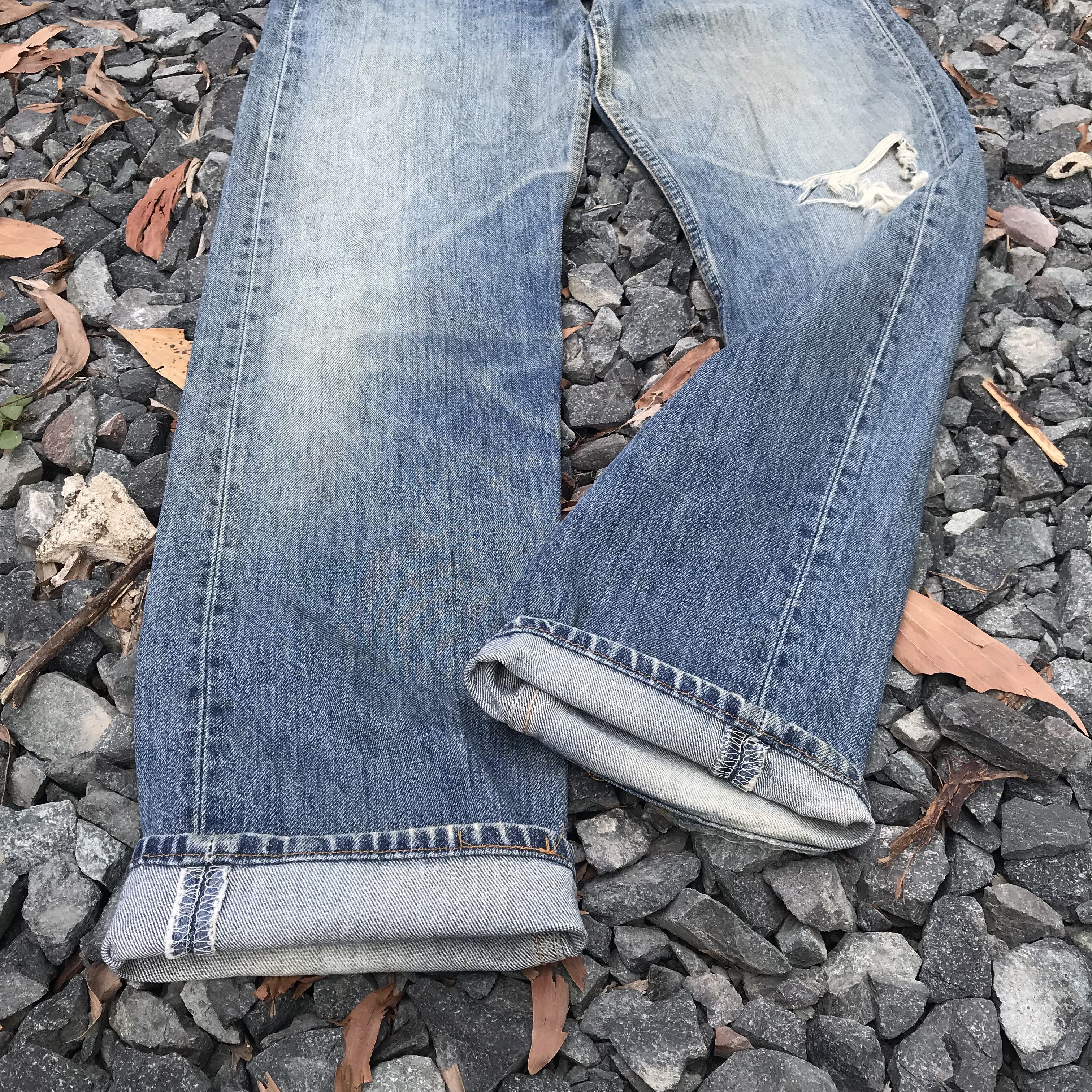 Levi's Vintage Levis 501 distressed ripped jean kurt cobain style Size US 32 / EU 48 - 7 Thumbnail