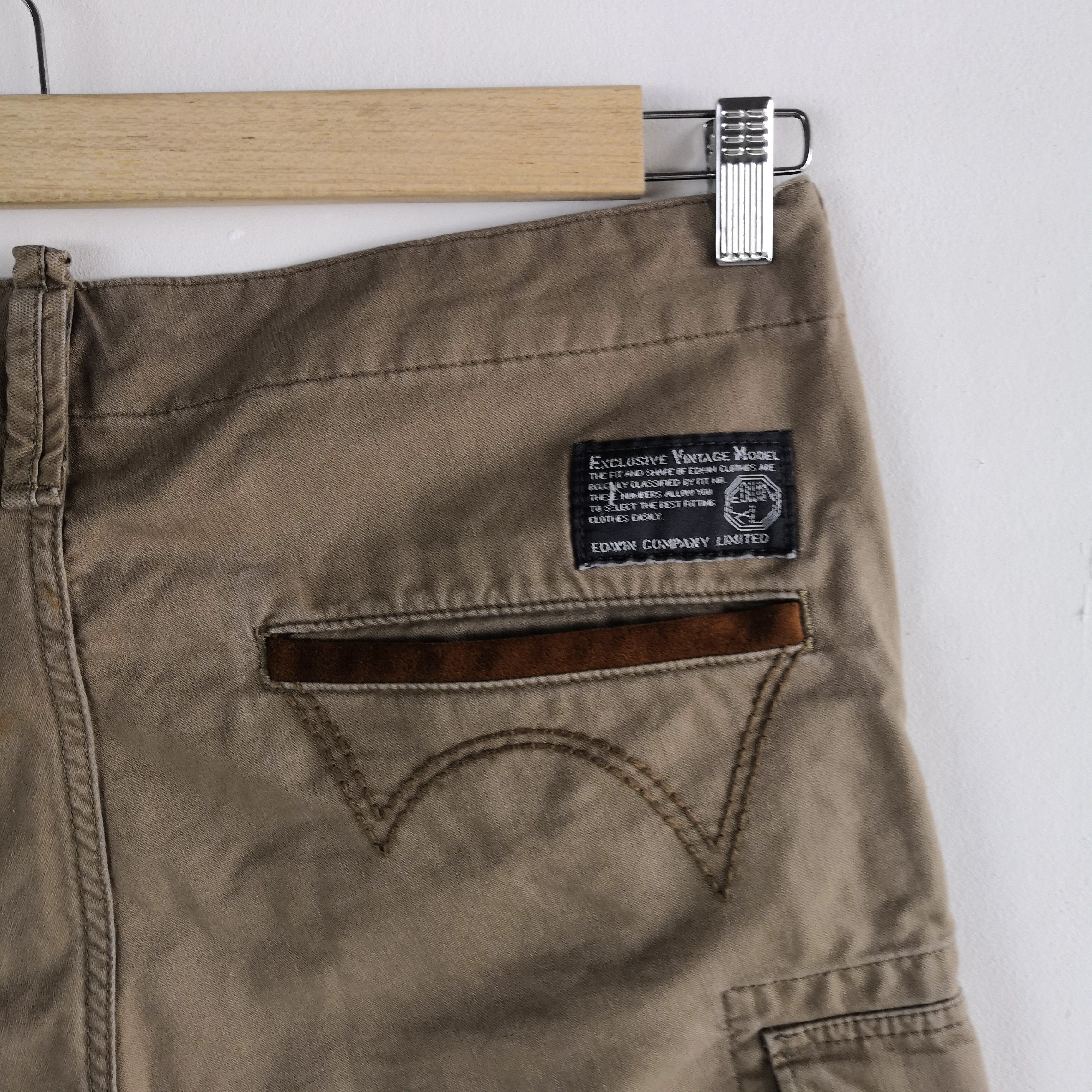 Japanese Brand × Vintage Japanese Cargo Pants Multi Pocket Bondage Trousers Pants Size US 34 / EU 50 - 5 Thumbnail