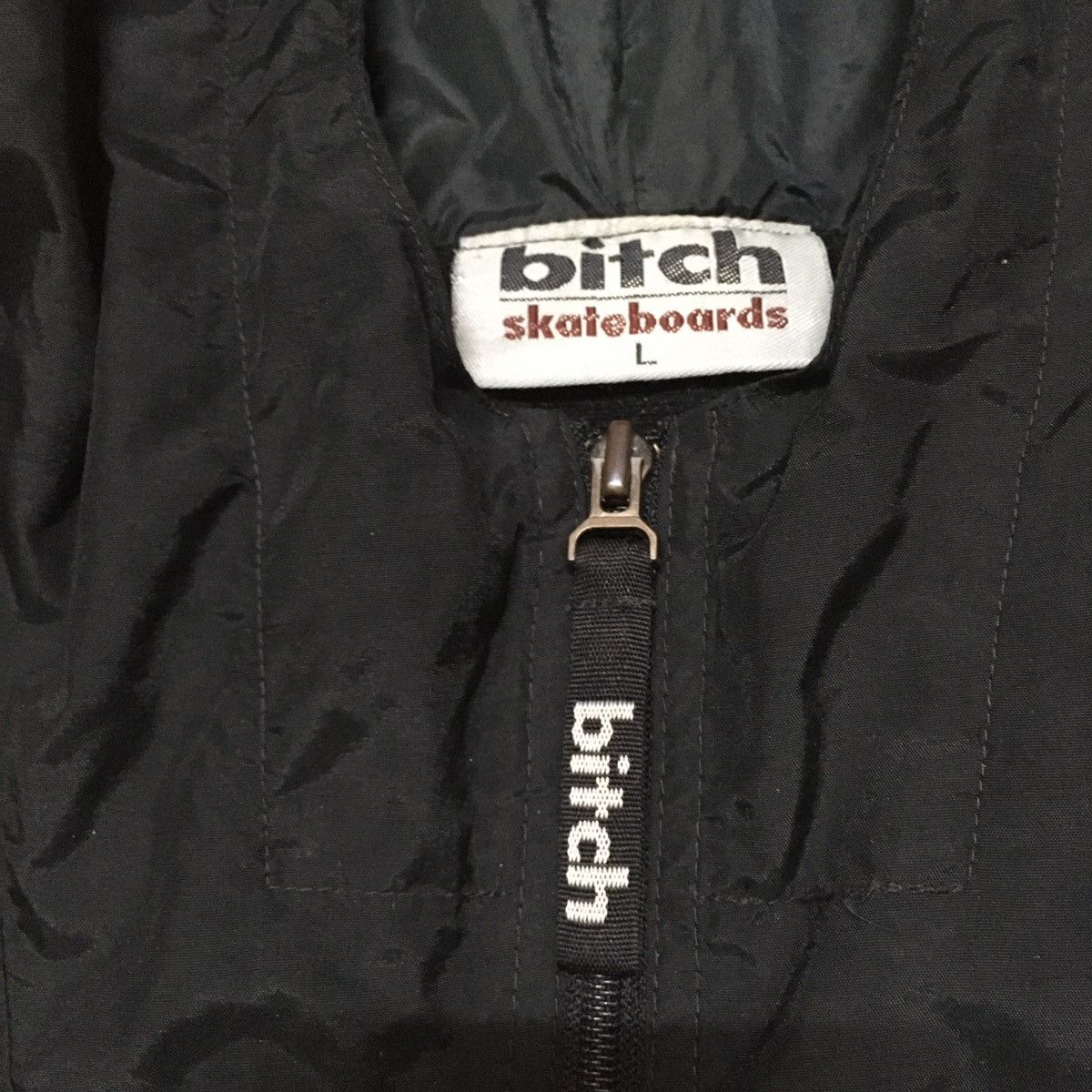 Girl Skateboards Vintage Bitch Skateboard Anorak Windbreaker Light Jacket Size US L / EU 52-54 / 3 - 3 Thumbnail
