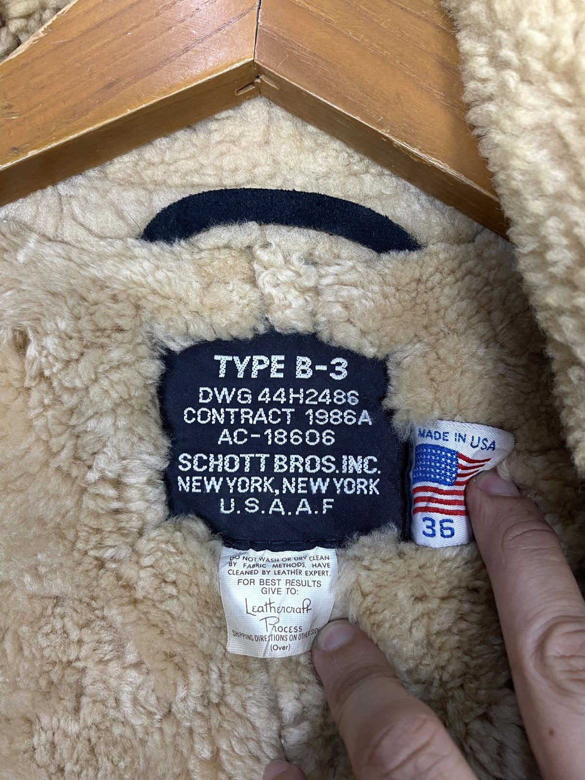 Schott Vtg B-3 Schott Bros Sheepskin Leather Flight Jacket US 36 Size US S / EU 44-46 / 1 - 9 Thumbnail