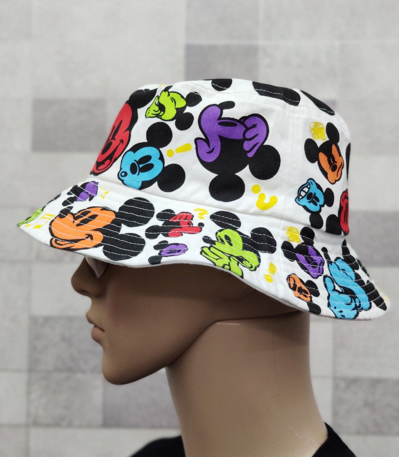 Disney 🔥FYE DOPE💥MICKEY Full Print Multicolor Hype Bucket Hat Size ONE SIZE - 3 Thumbnail