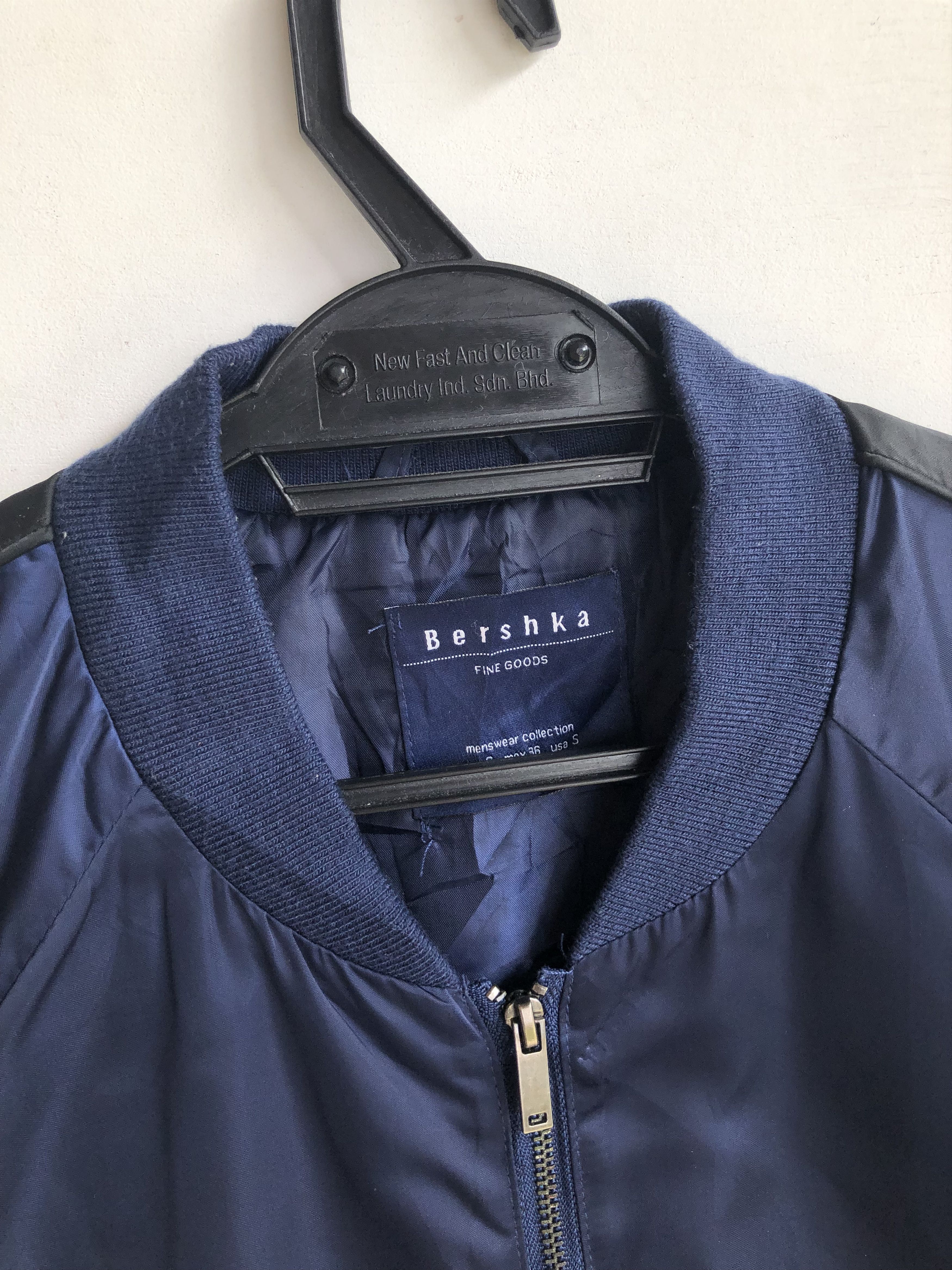 Bershka RARE🔥BERSHKA SUKAJAN TIGER EMBROIDERIES JACKET Size US M / EU 48-50 / 2 - 5 Thumbnail