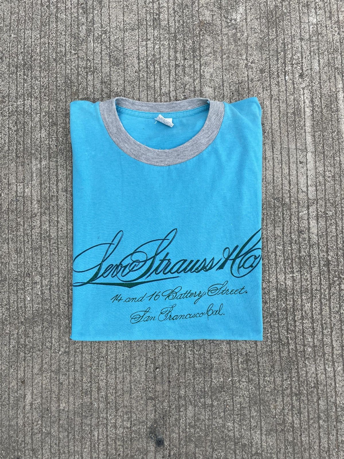 Levi's × Levi's Vintage Clothing × Vintage Vintage Levi’s San Francisco Blue T-shirt Single Stitch Size US L / EU 52-54 / 3 - 1 Thumbnail