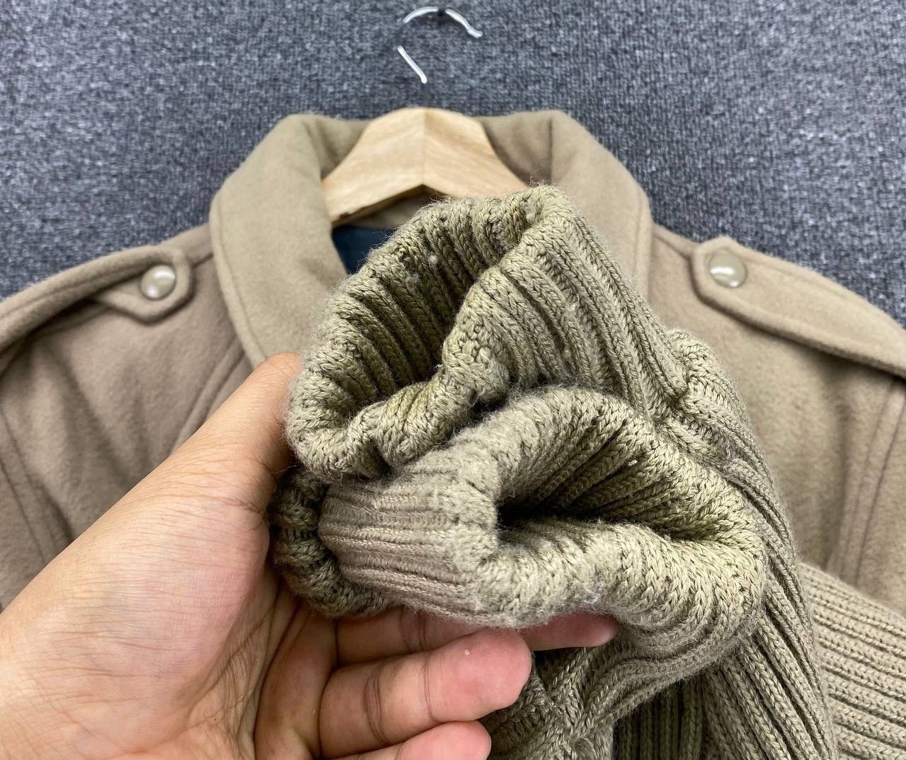 Valentino Vintage Valentino Garavani Coats Jacket Size M / US 6-8 / IT 42-44 - 12 Thumbnail