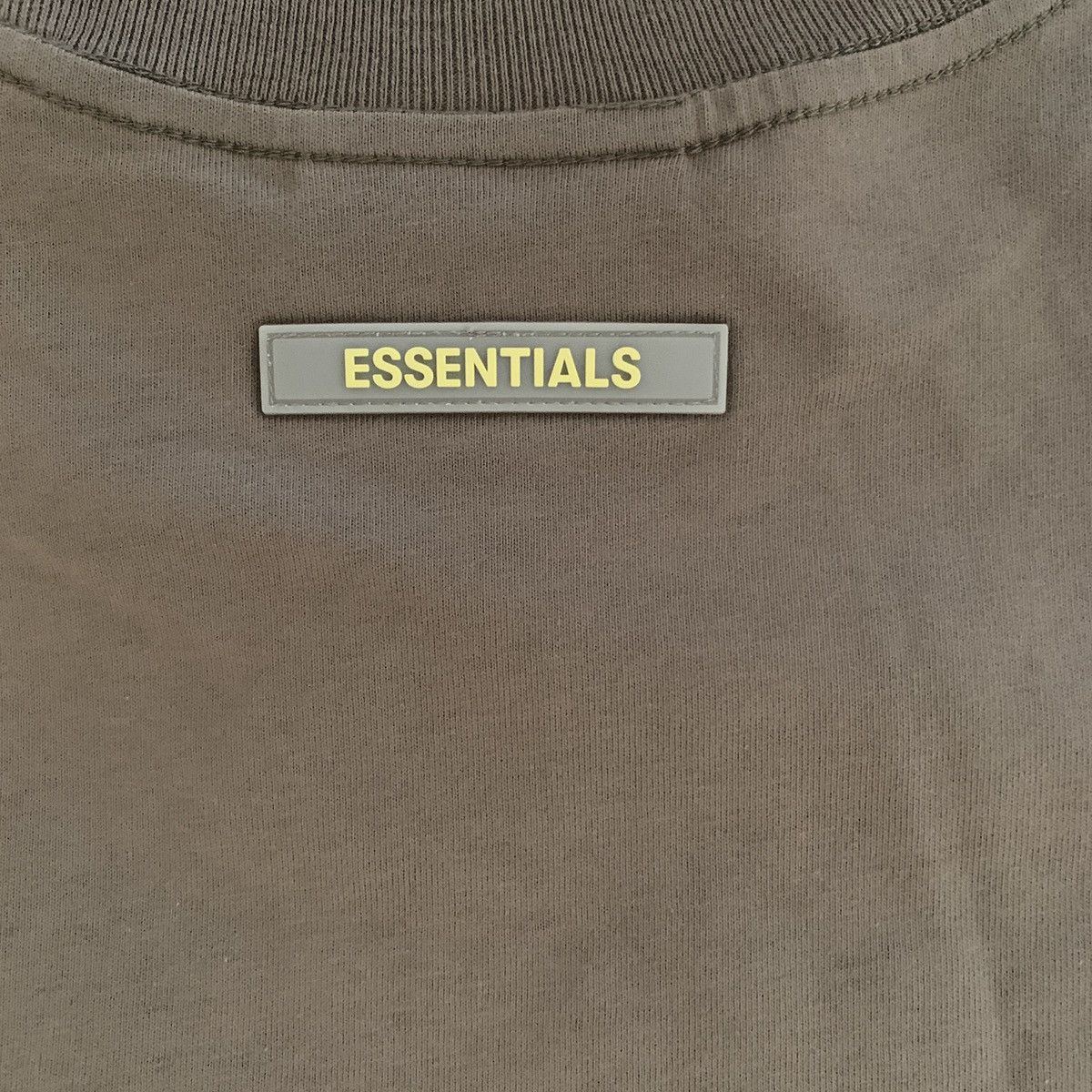 Fear of God Fear of God Essentials Kids Tee [M] Size US M / EU 48-50 / 2 - 3 Thumbnail