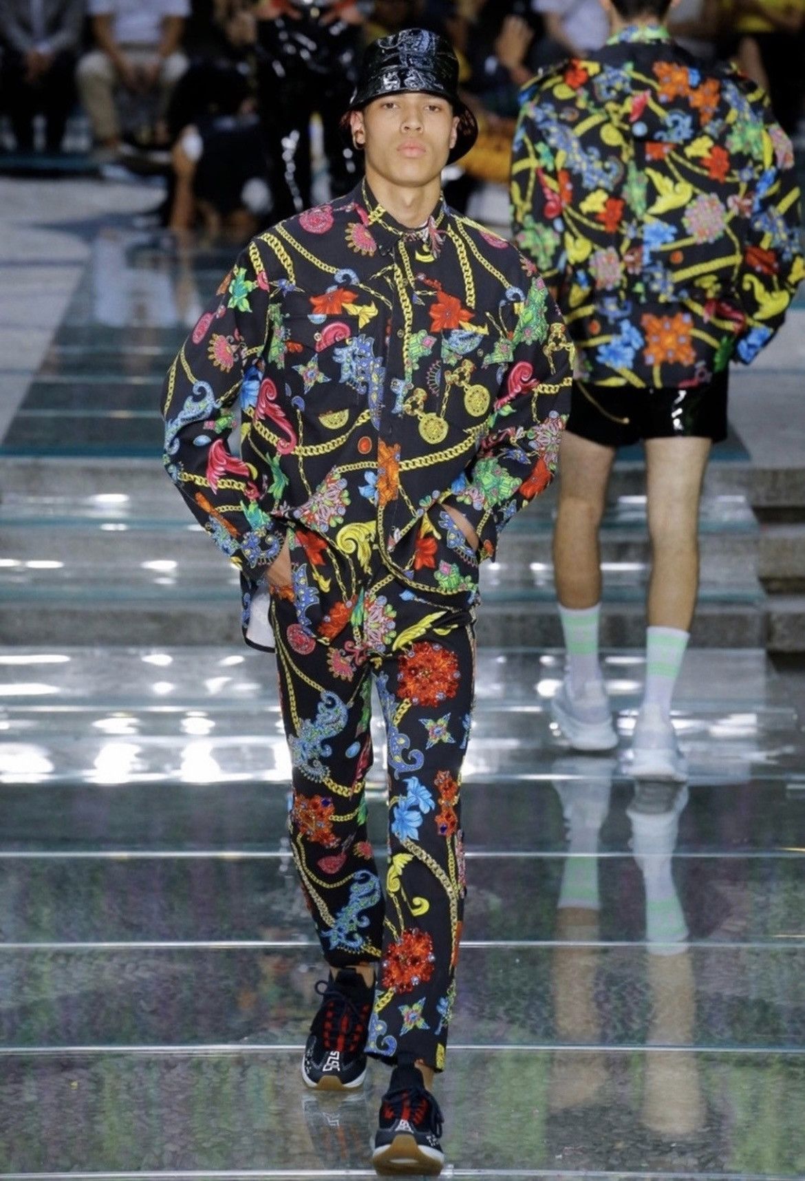 Versace Rare $4,500 Super Limited Runway Jewelry Diamond Silk Jacket Size US XL / EU 56 / 4 - 1 Thumbnail