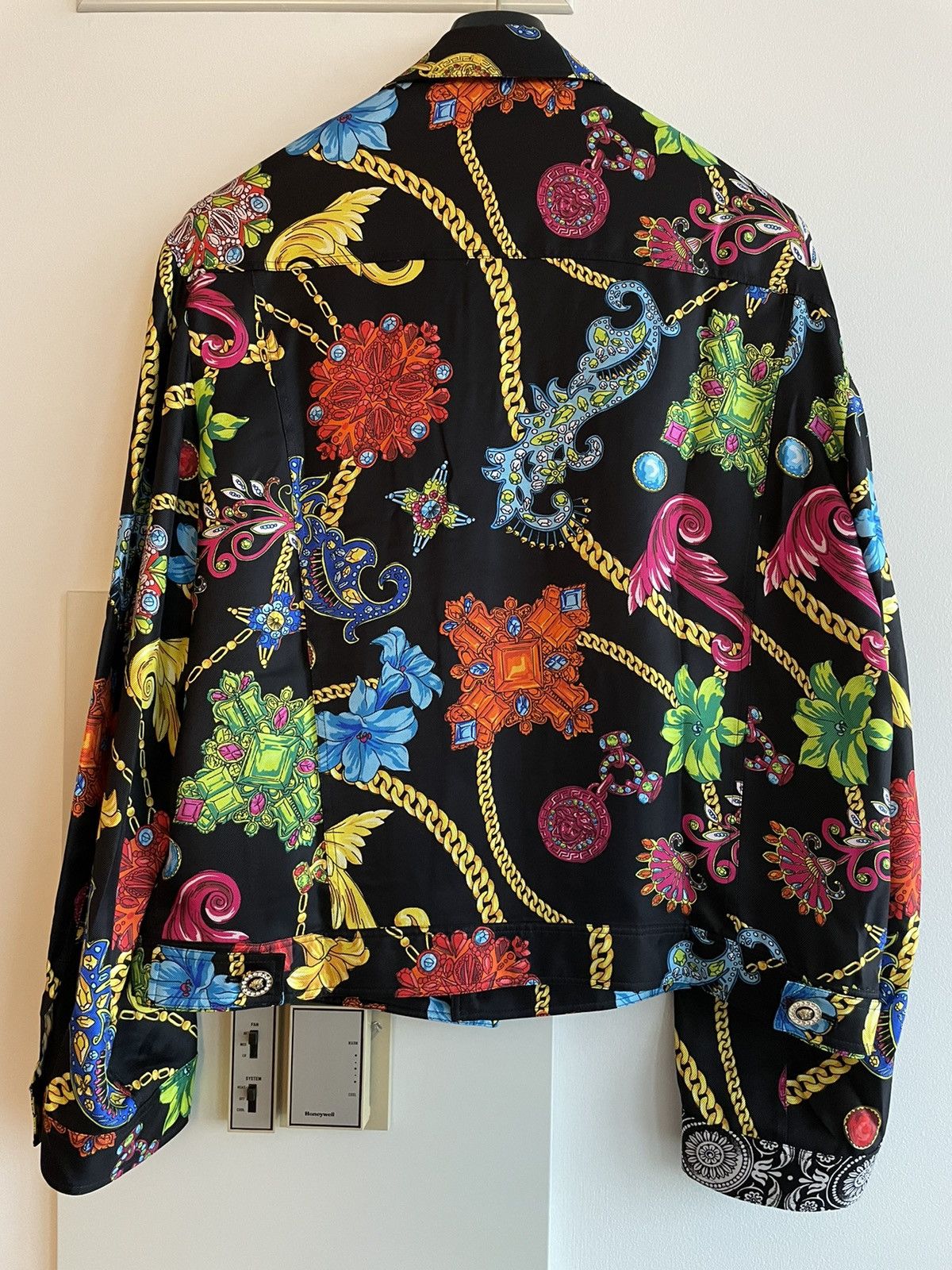 Versace Rare $4,500 Super Limited Runway Jewelry Diamond Silk Jacket Size US XL / EU 56 / 4 - 23 Thumbnail