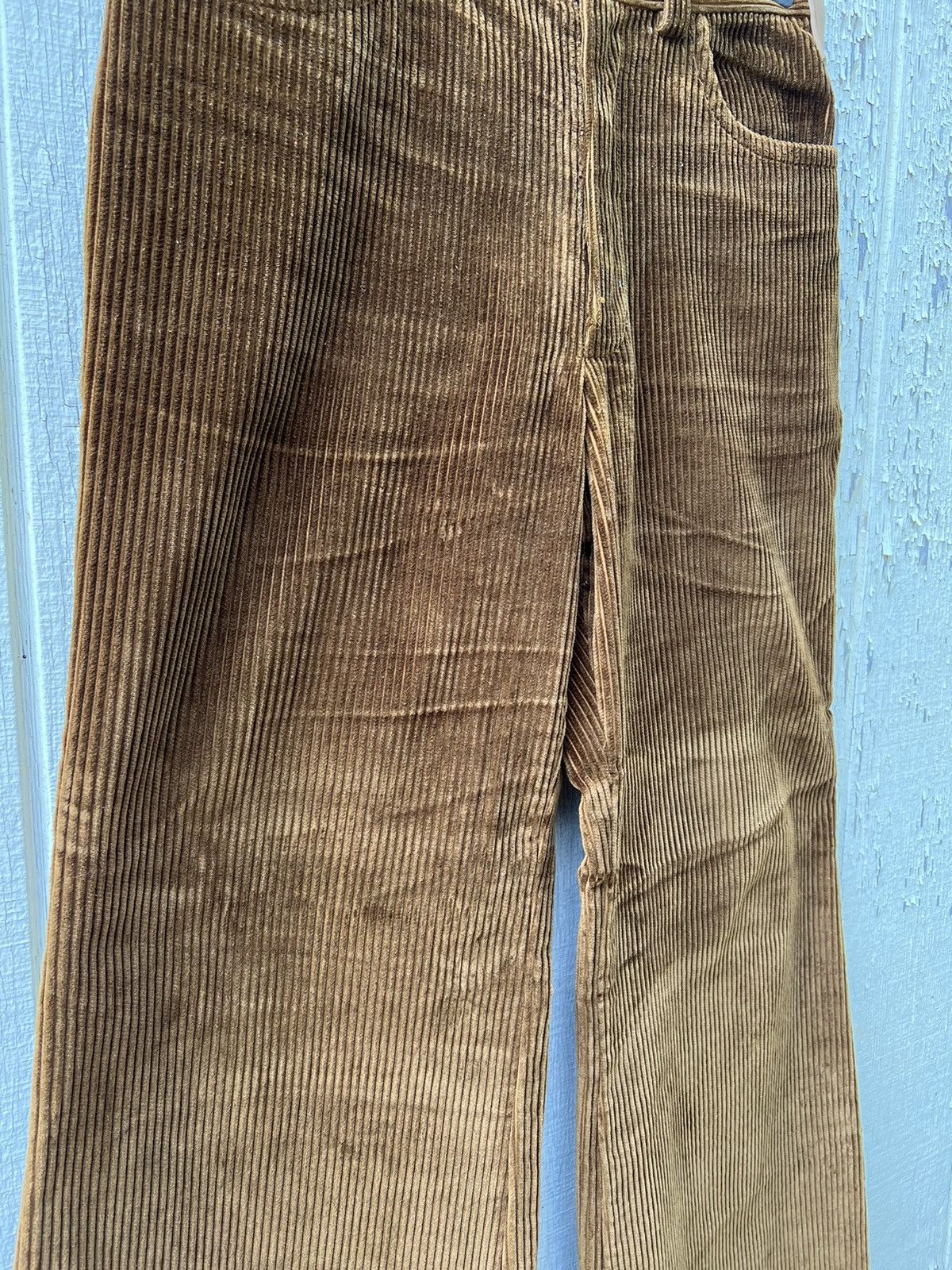 Marc Jacobs *FINAL PRICE* The Flared Jean Corduroy Size US 30 / EU 46 - 4 Thumbnail