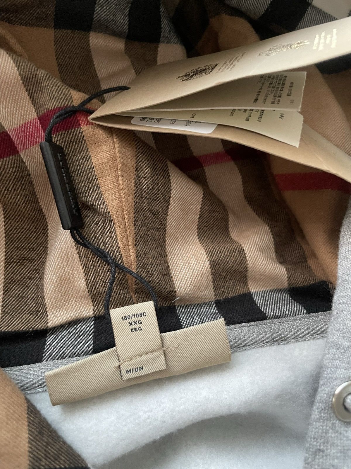 Burberry Super Runway Classic Sold Out Brand NEW Logo Hoodie Jacket Size US L / EU 52-54 / 3 - 12 Thumbnail