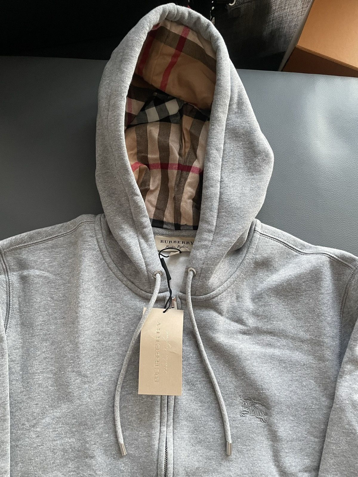 Burberry Super Runway Classic Sold Out Brand NEW Logo Hoodie Jacket Size US L / EU 52-54 / 3 - 7 Thumbnail
