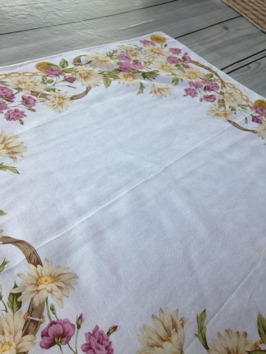 Burberry × Burberry Prorsum × Other Burberry Floral Golden Scarves Size ONE SIZE - 3 Thumbnail