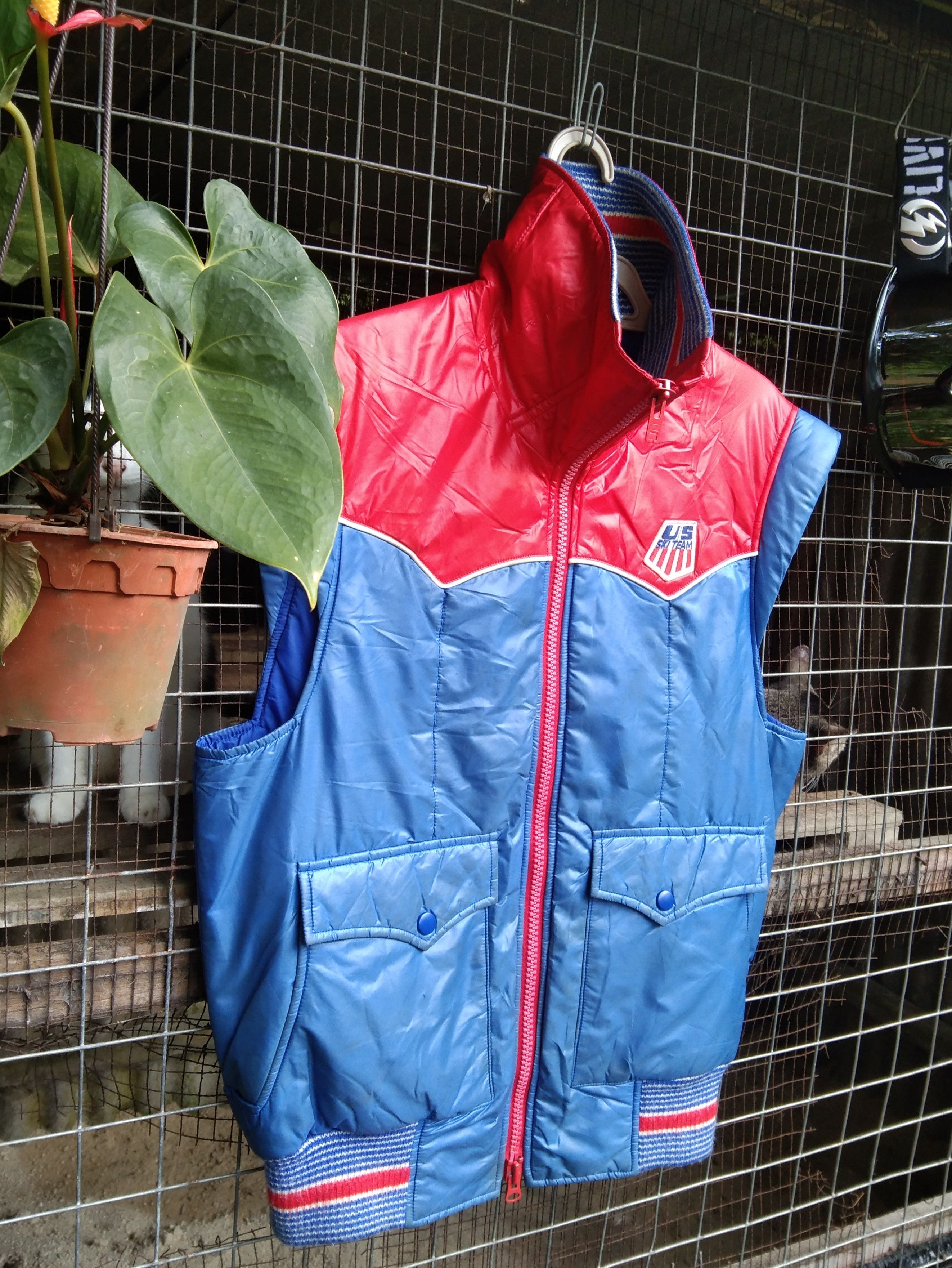 VINTAGE PUFFER VEST JACKET