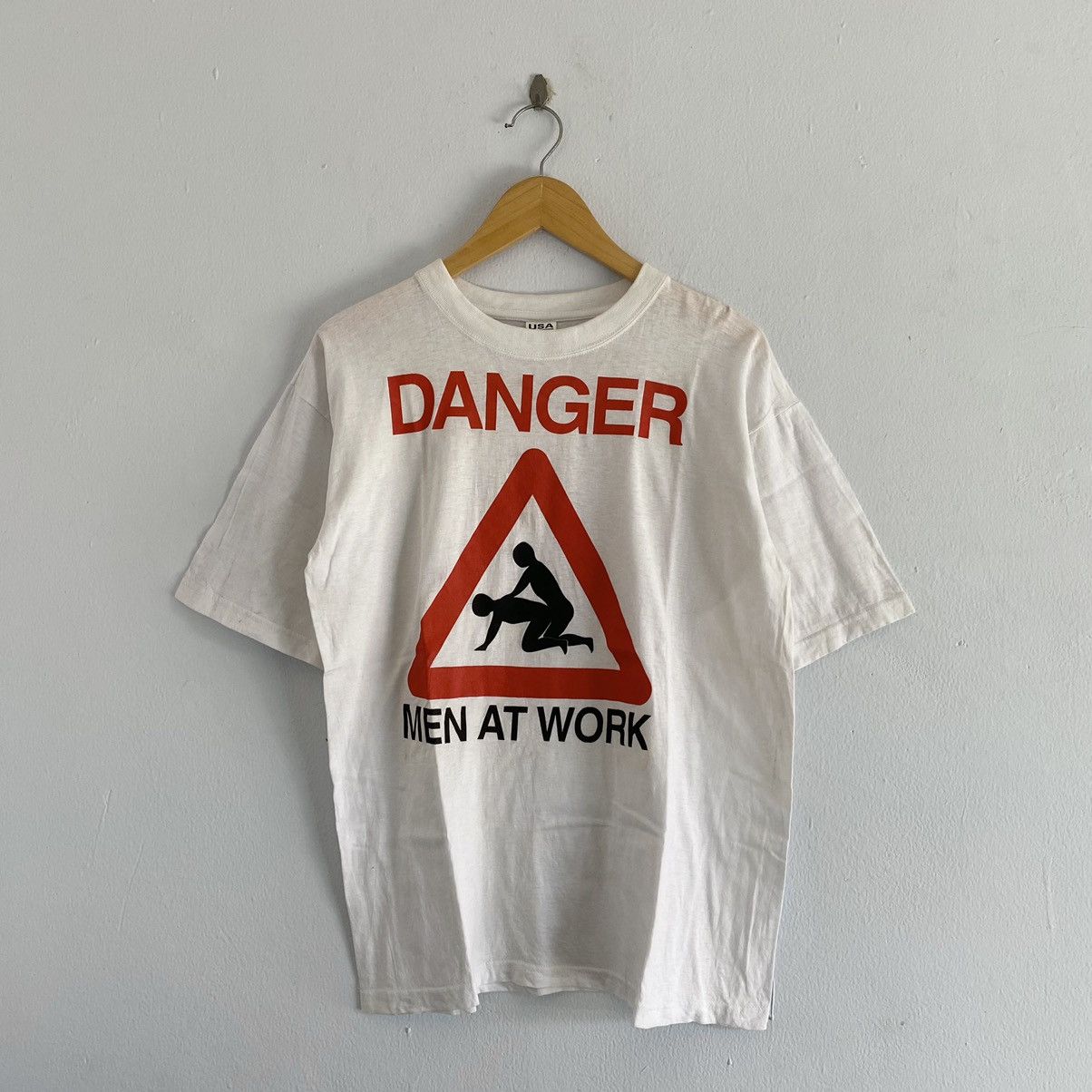 Hook-Ups × Vintage DANGER MEN AT WORK T-SHIRT Size US M / EU 48-50 / 2 - 1 Thumbnail
