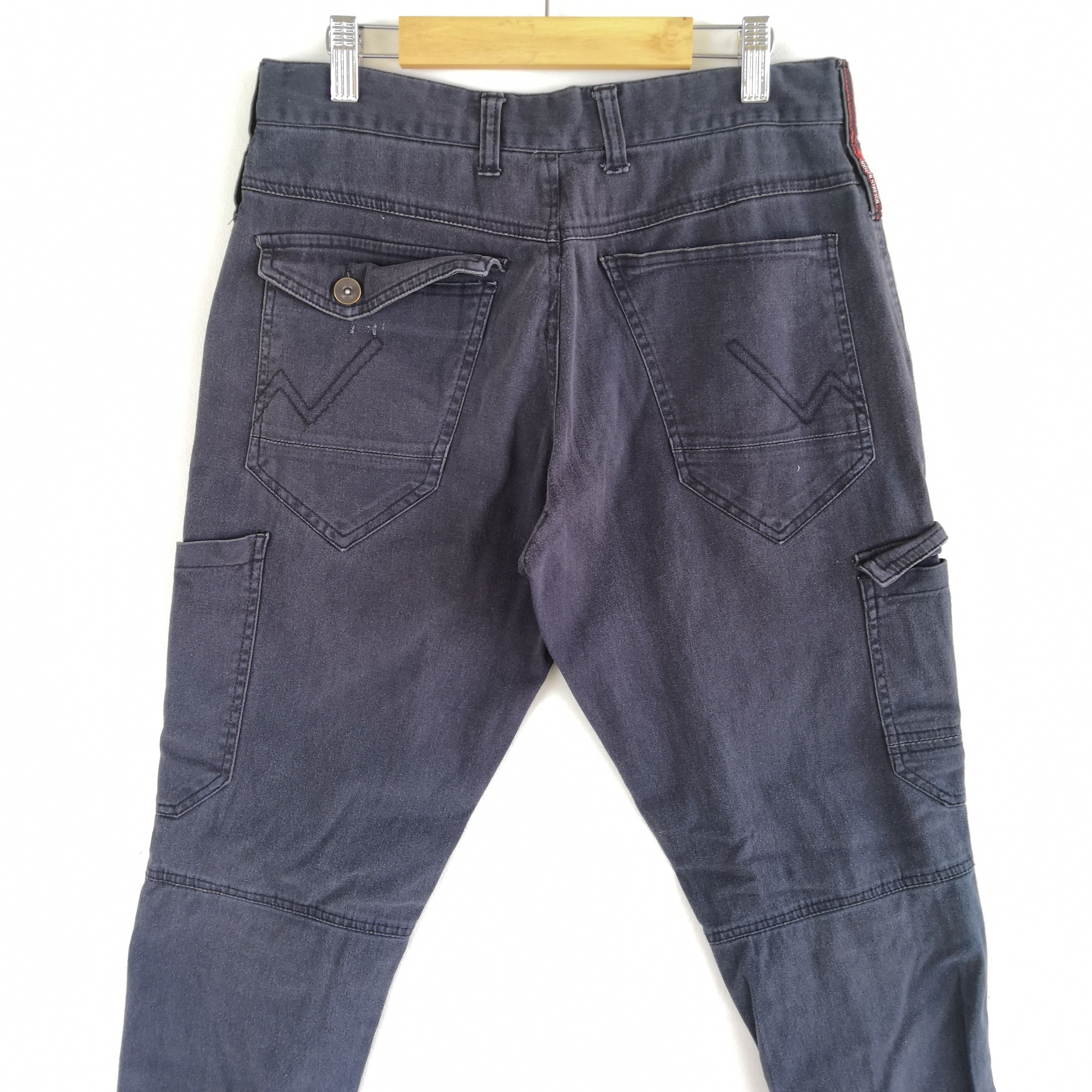 Japanese Brand × Vintage Japanese Cargo Pants Multi Pocket Jogger Bondage Trousers Size 28" / US 6 / IT 42 - 4 Thumbnail