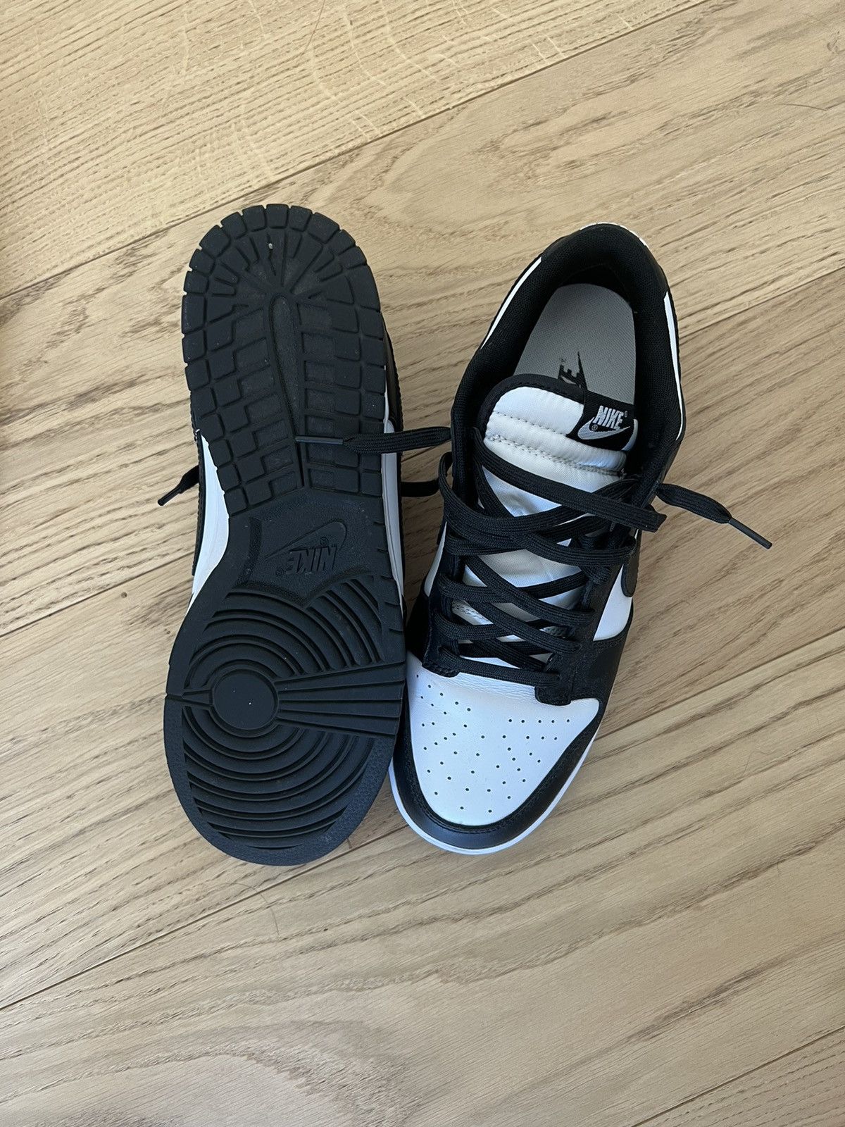 Nike Black/White Dunks US 11 Size US 11 / EU 44 - 4 Thumbnail