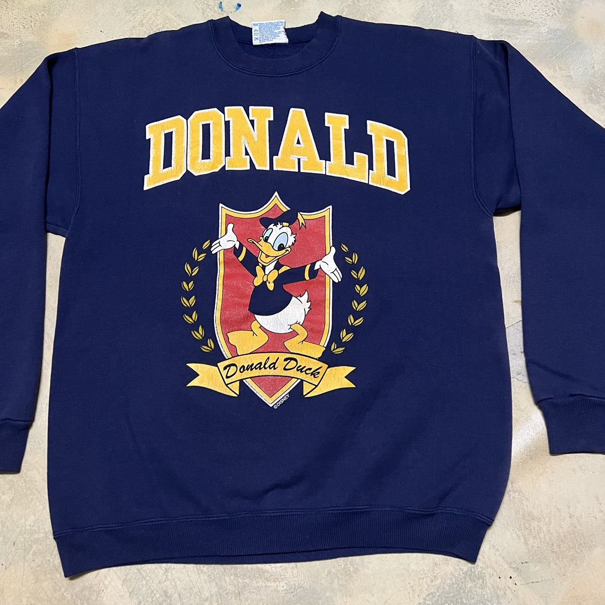 Mickey Mouse Vintage Hanes Donald duck mickey mouse Size US L / EU 52-54 / 3 - 3 Thumbnail