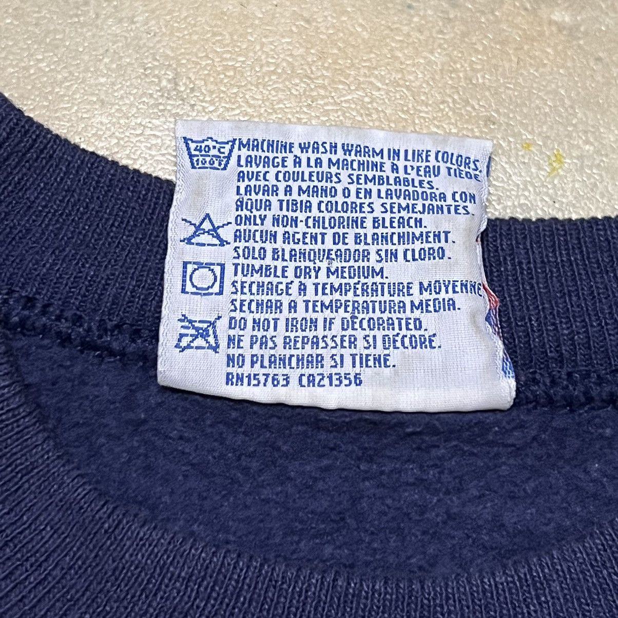 Mickey Mouse Vintage Hanes Donald duck mickey mouse Size US L / EU 52-54 / 3 - 8 Thumbnail