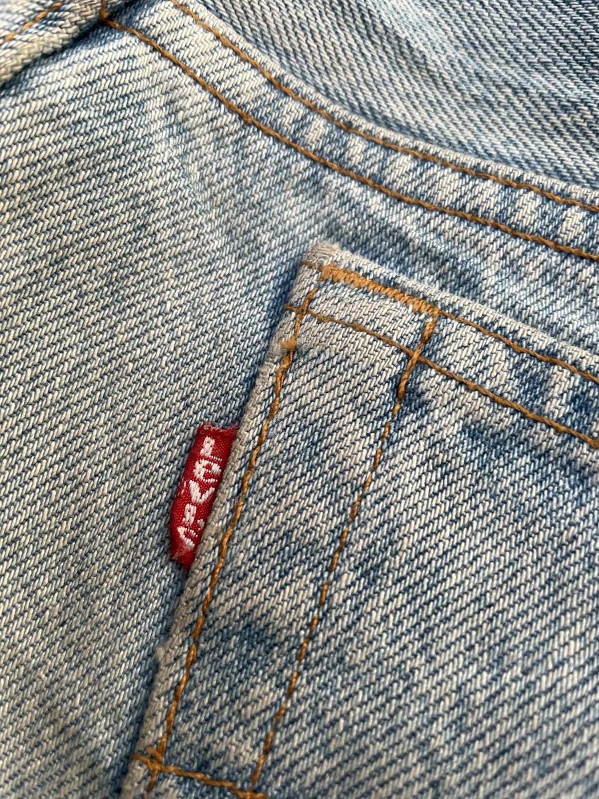 Levi's Vintage Levi’s 501 e 1994 Aging Faded Distressed Denim Size US 35 - 15 Thumbnail