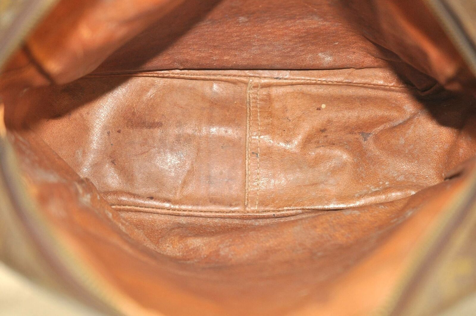 Louis Vuitton Danube Crossbody Shoulder Bag Size ONE SIZE - 8 Thumbnail