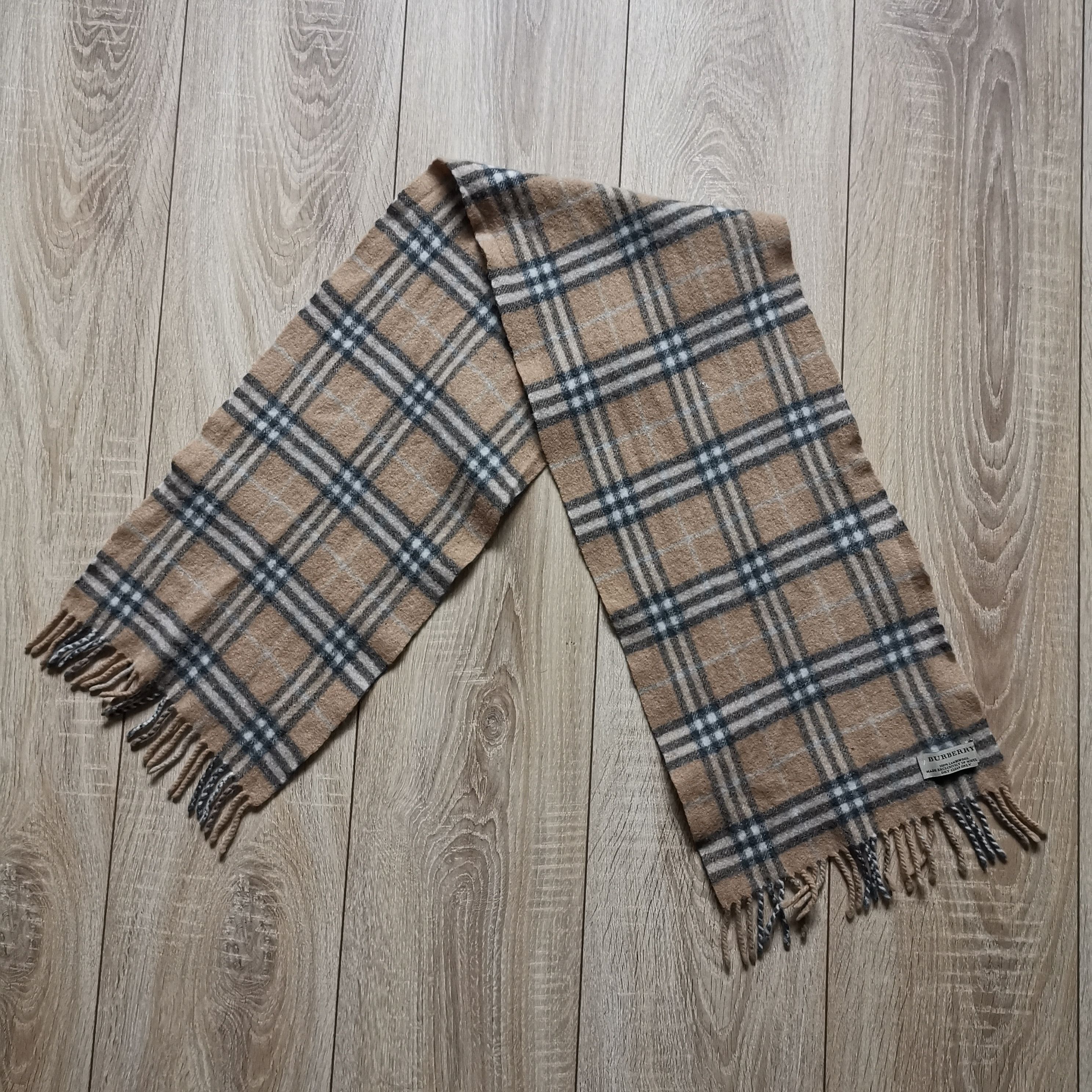 BURBERRY Lambswool NOVA CHECK scarf