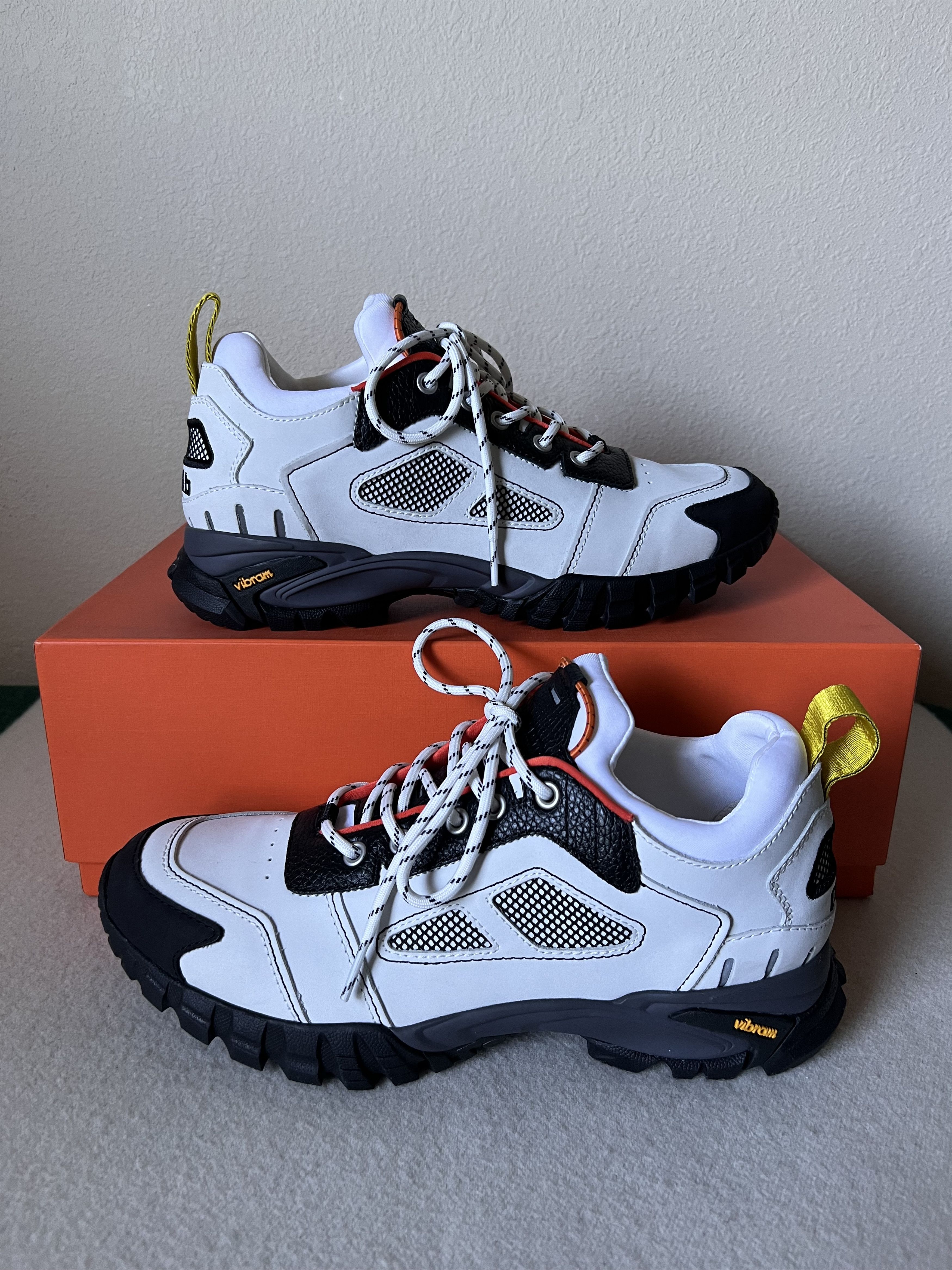 Heron Preston Heron Preston Security Sneaker in Off White Size US 9 / EU 42 - 2 Thumbnail