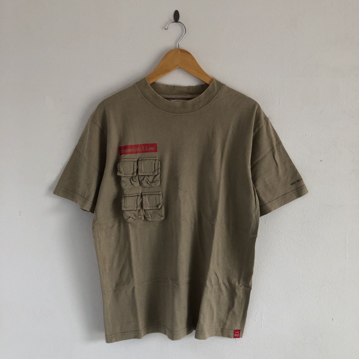 Japanese Brand Multi pocket t shirt Size US L / EU 52-54 / 3 - 1 Thumbnail