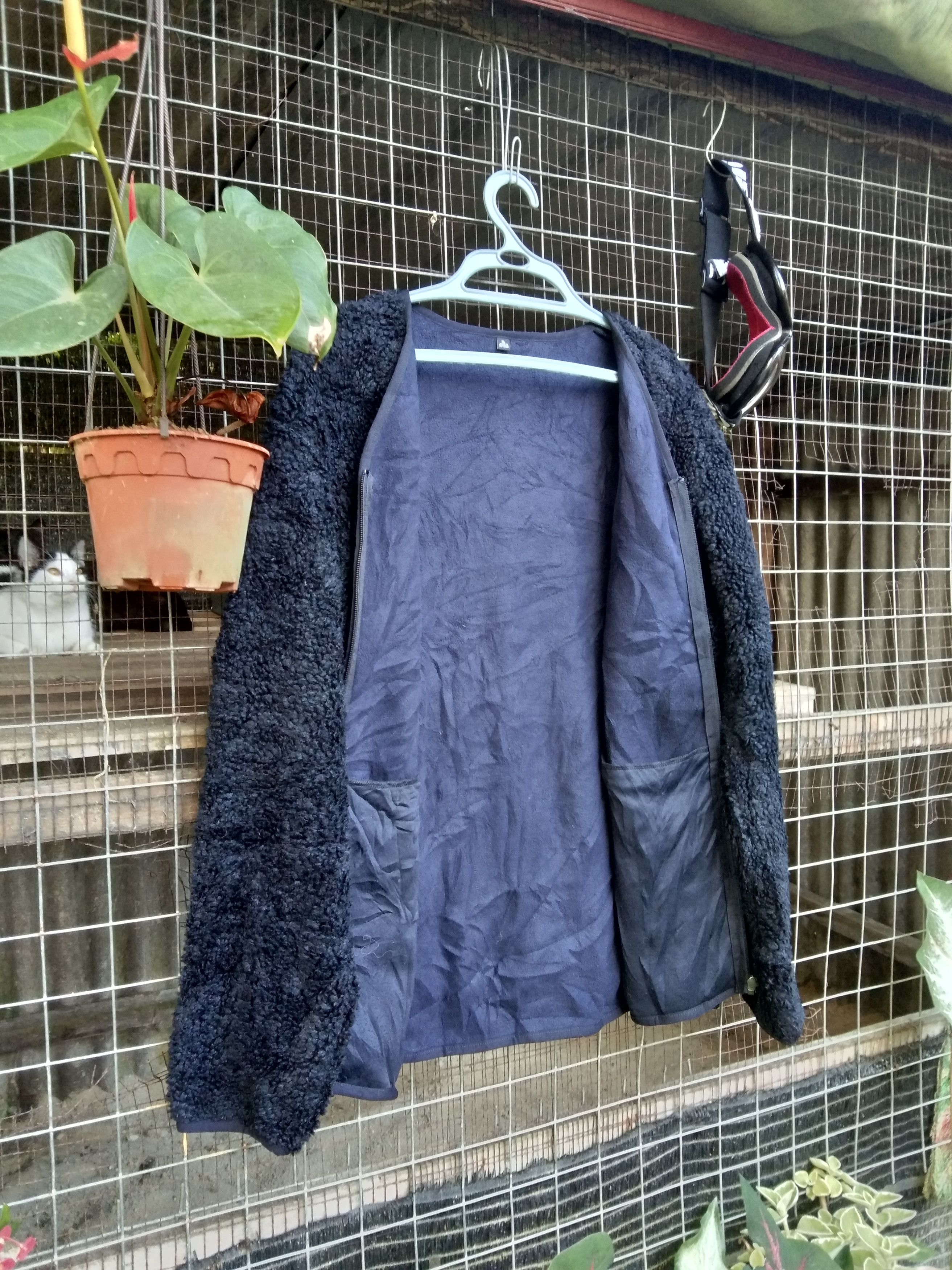 Japanese Brand UNIQLO DEEP PILE FLEECE JACKET Size US L / EU 52-54 / 3 - 9 Thumbnail