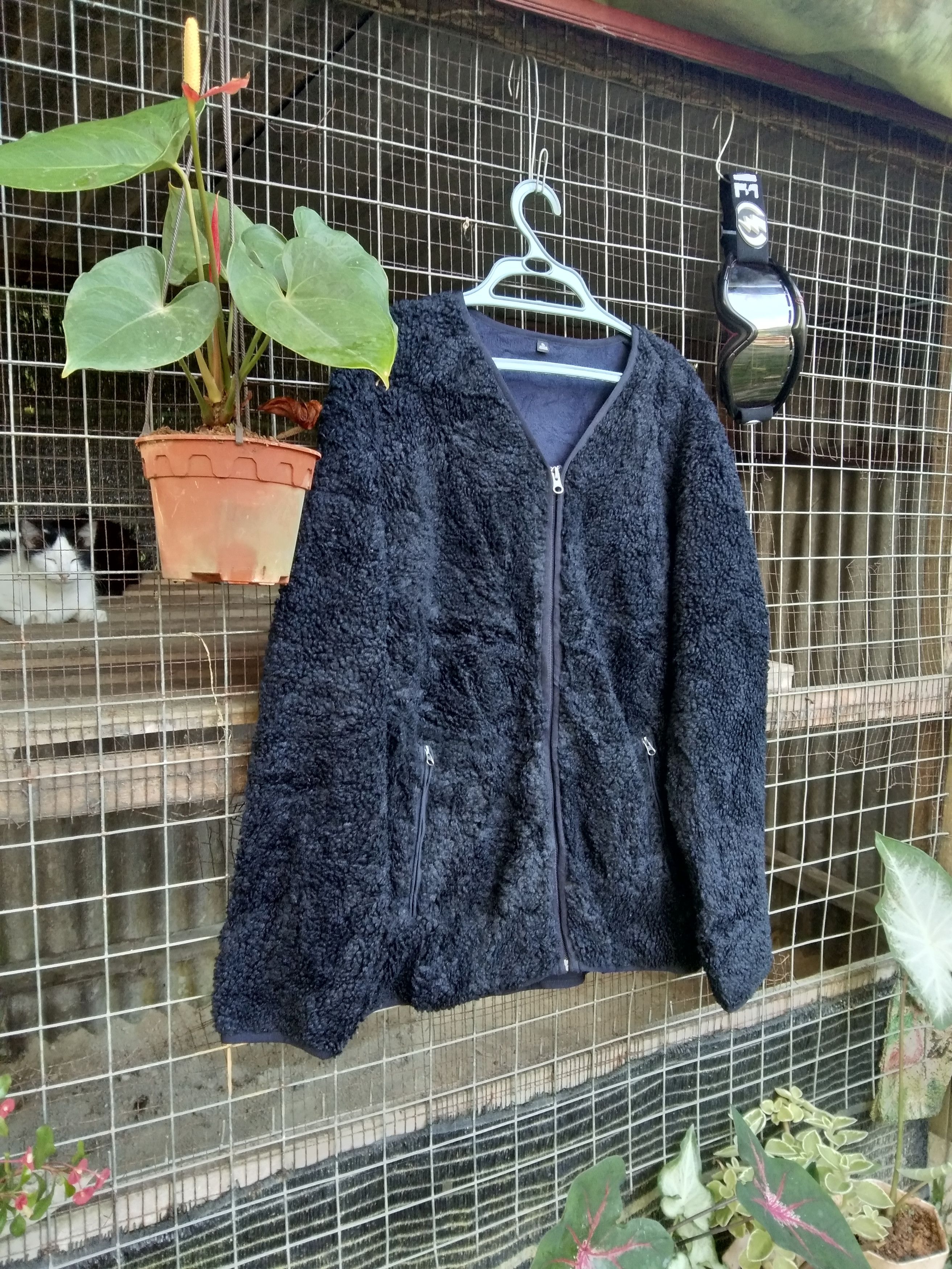 UNIQLO DEEP PILE FLEECE JACKET
