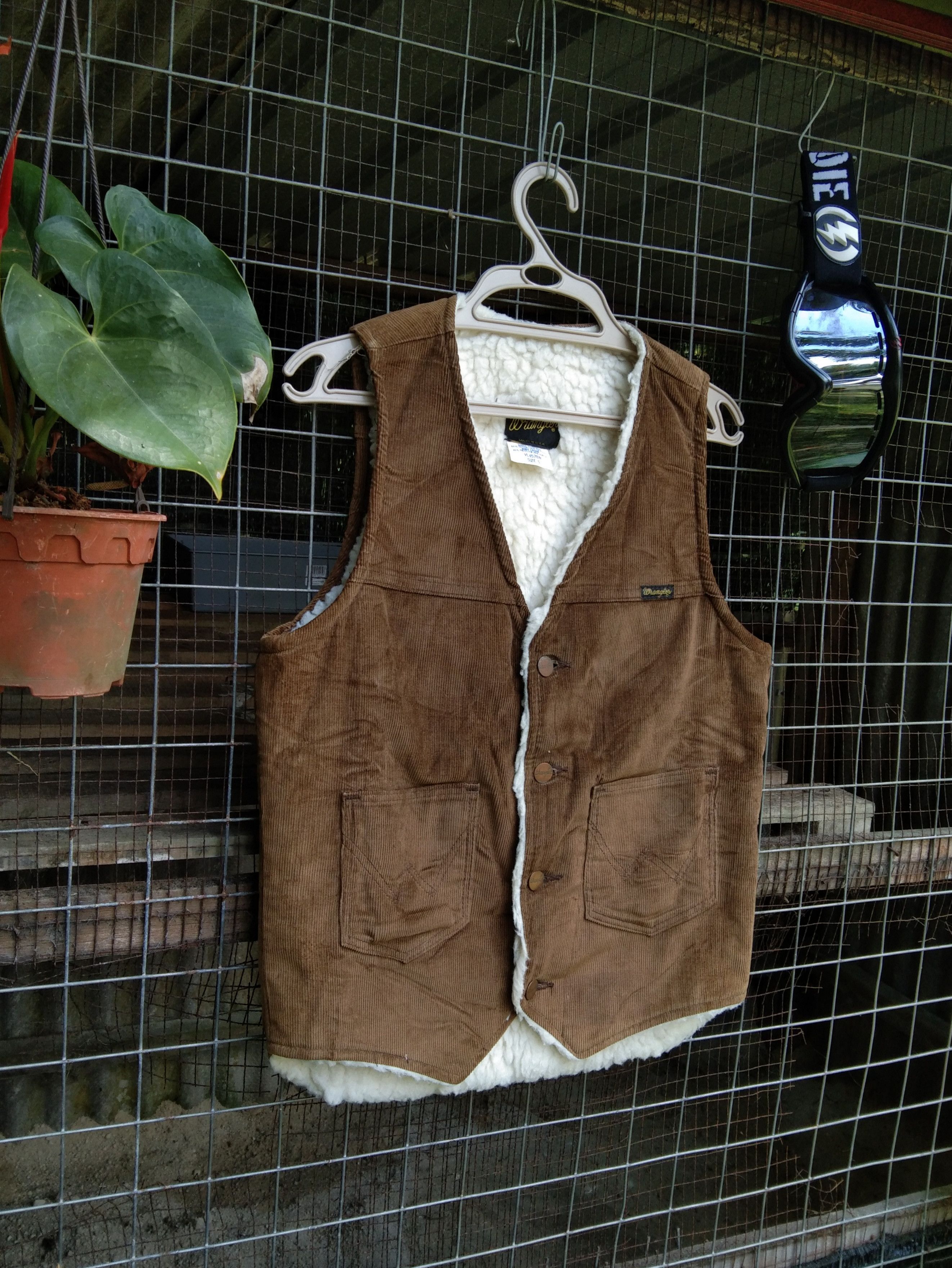 Vintage × Wrangler WRANGLER COLDUROY VEST LINING SHERPA Size US S / EU 44-46 / 1 - 1 Thumbnail