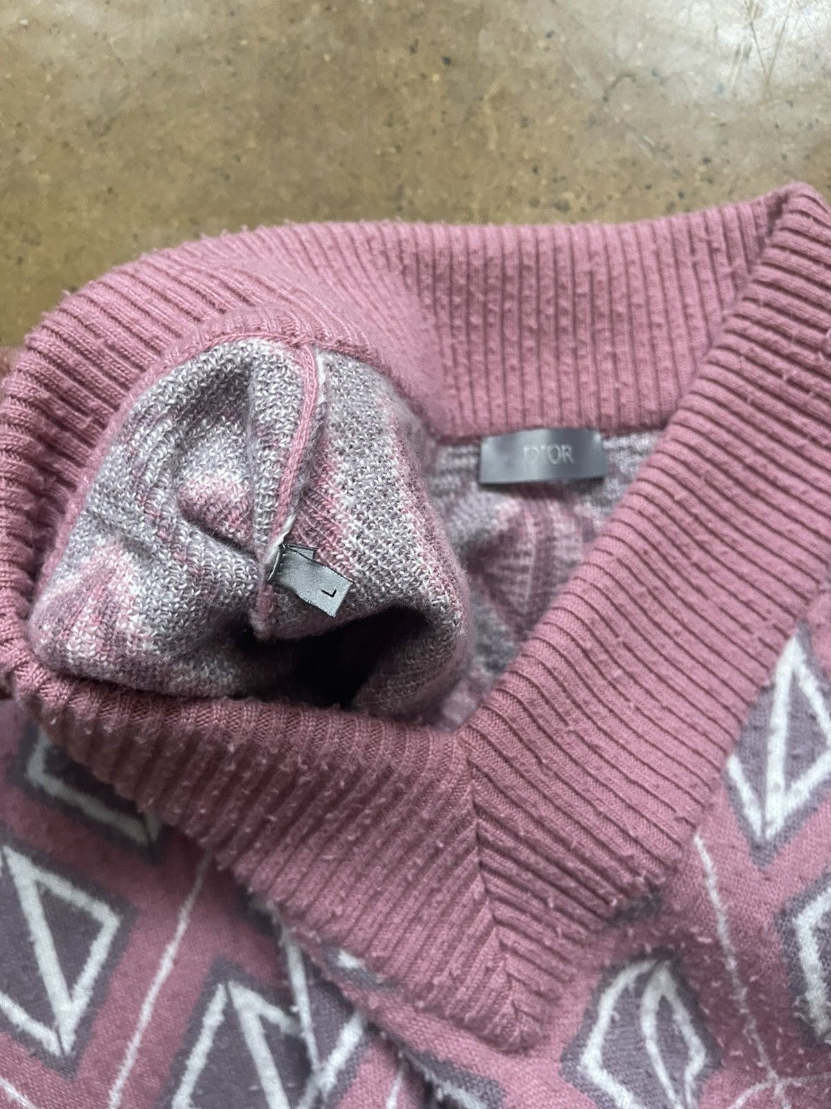 Dior $2700 Dior “CD” Cashmere monogram V neck Cactus Jack Size US L / EU 52-54 / 3 - 5 Thumbnail