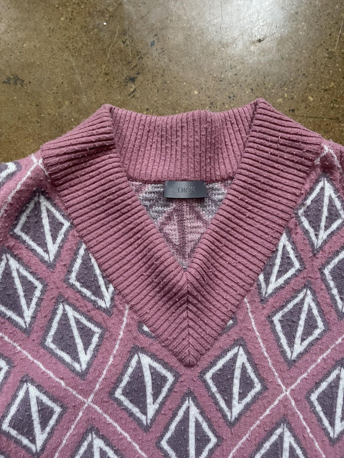 Dior $2700 Dior “CD” Cashmere monogram V neck Cactus Jack Size US L / EU 52-54 / 3 - 3 Thumbnail