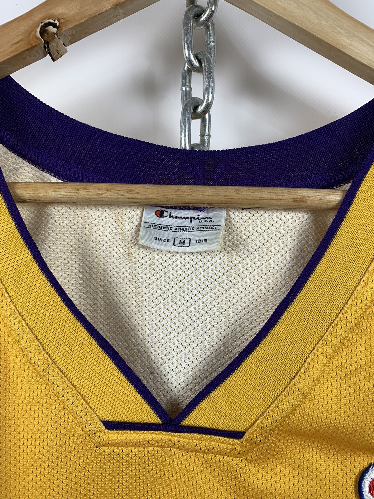 Champion 90s Vintage Kobe Bryant Los Angeles Lakers Champion Jersey Size US M / EU 48-50 / 2 - 11 Thumbnail