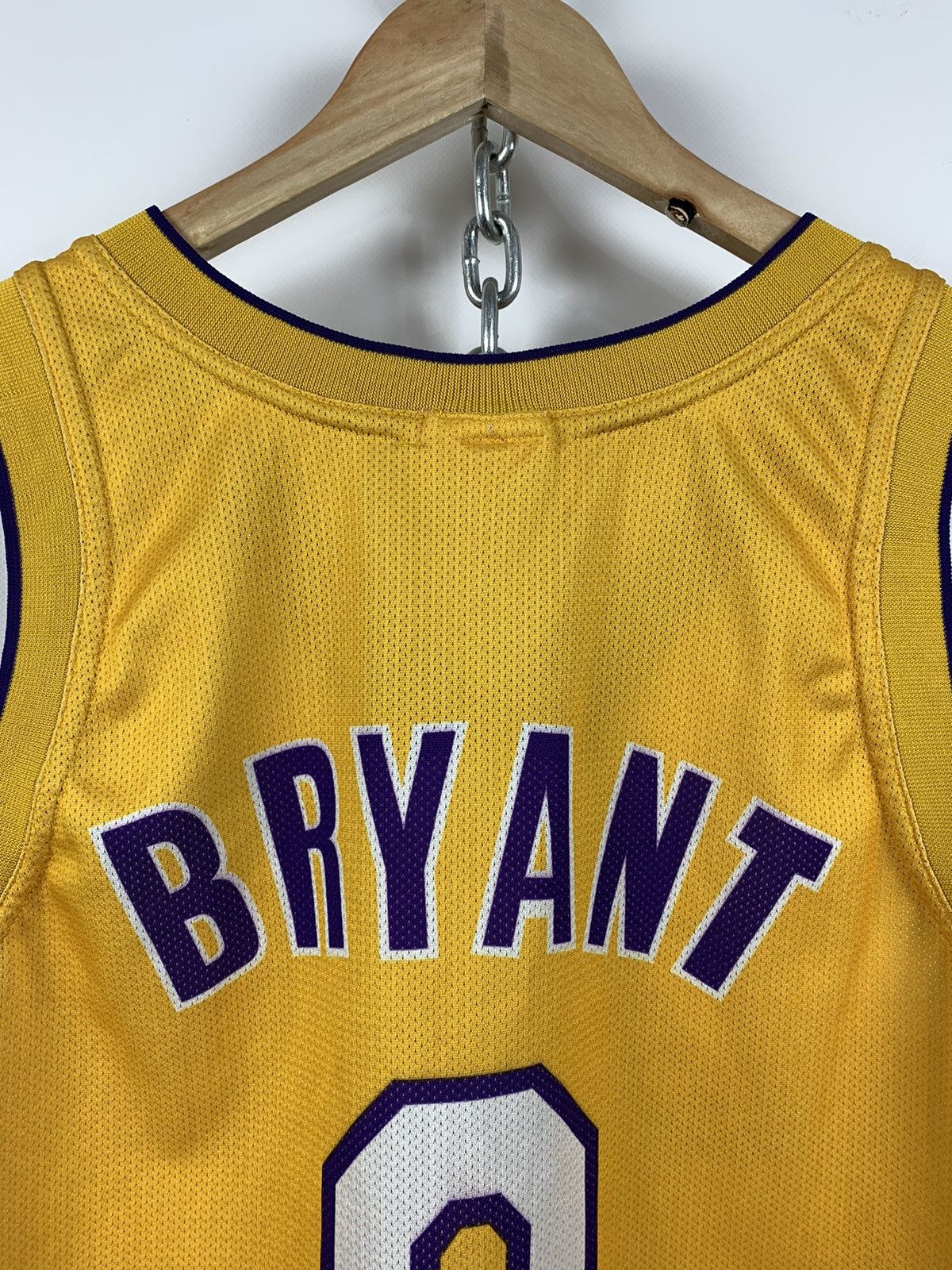 Champion 90s Vintage Kobe Bryant Los Angeles Lakers Champion Jersey Size US M / EU 48-50 / 2 - 7 Thumbnail