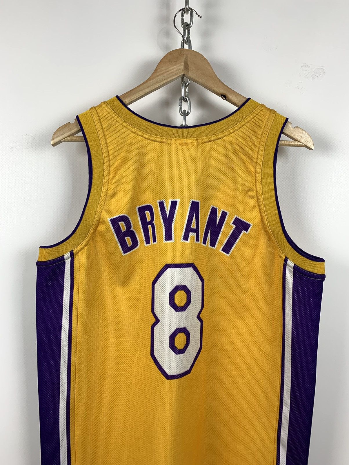 Champion 90s Vintage Kobe Bryant Los Angeles Lakers Champion Jersey Size US M / EU 48-50 / 2 - 6 Thumbnail
