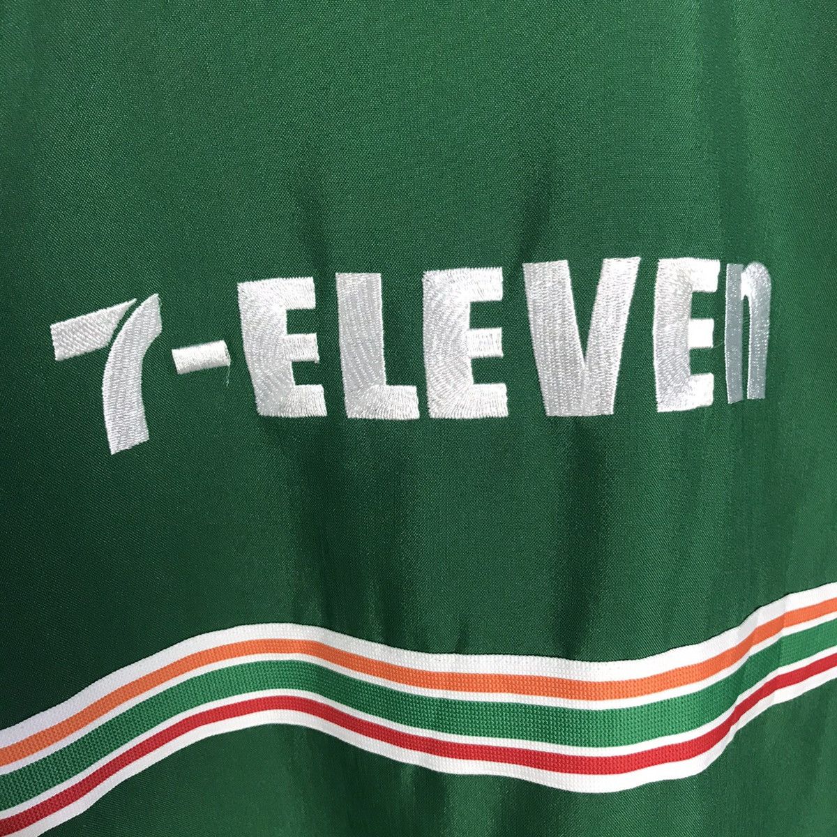 Other × Vintage Vintage 7 eleven embroidered logo uniform Size US L / EU 52-54 / 3 - 4 Thumbnail