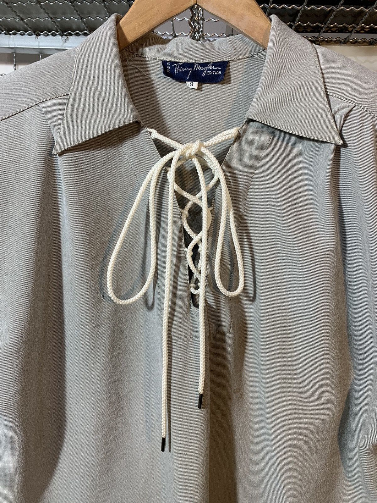 Thierry Mugler Thierry Mugler light grey lace up top Size M / US 6-8 / IT 42-44 - 3 Thumbnail