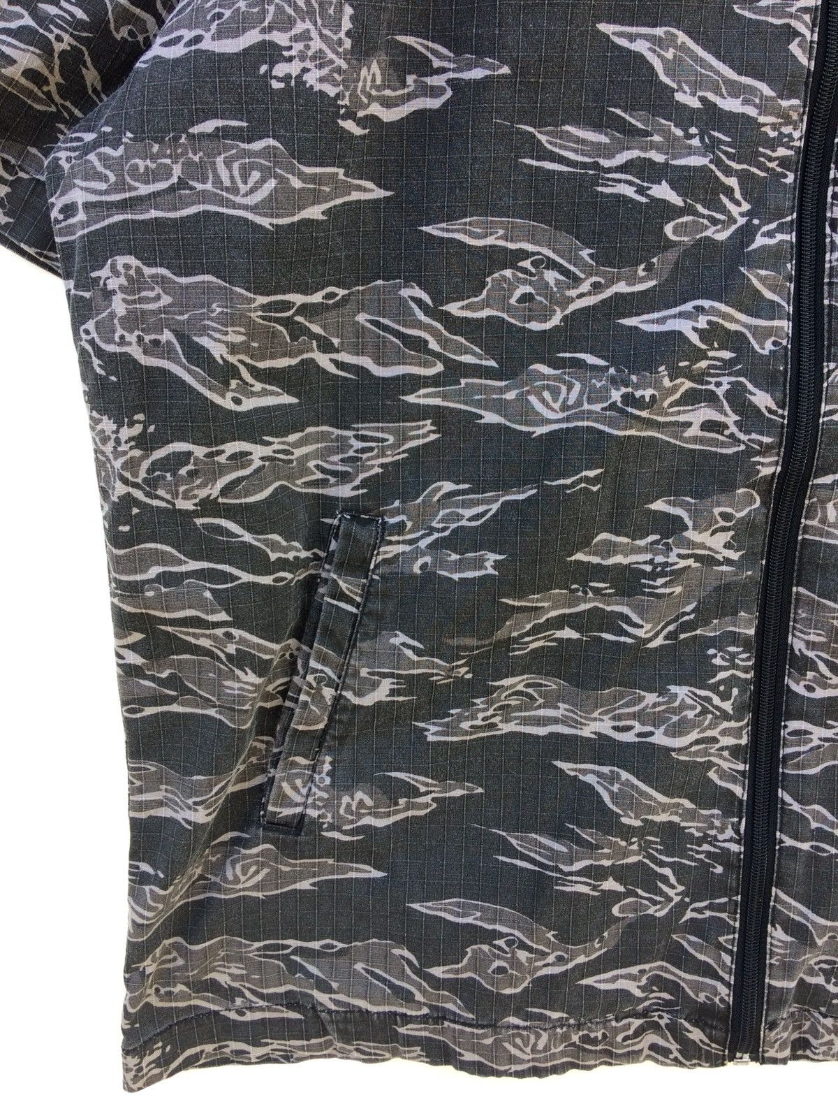 Japanese Brand × Takeo Kikuchi Rare Takeo Kikuchi Tiger Stripe Zipper Size US L / EU 52-54 / 3 - 3 Thumbnail