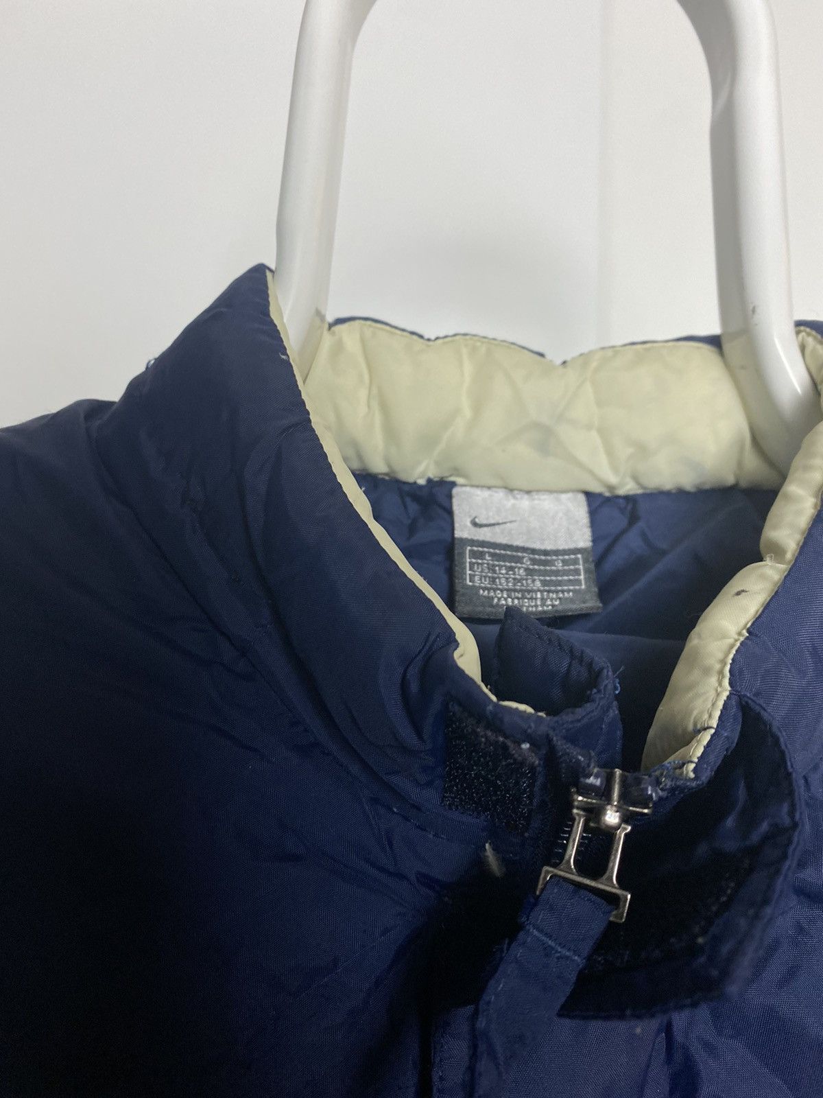 Nike × Vintage Nike vintage navy puffer jacket Athletic 2000s Size US S / EU 44-46 / 1 - 4 Thumbnail