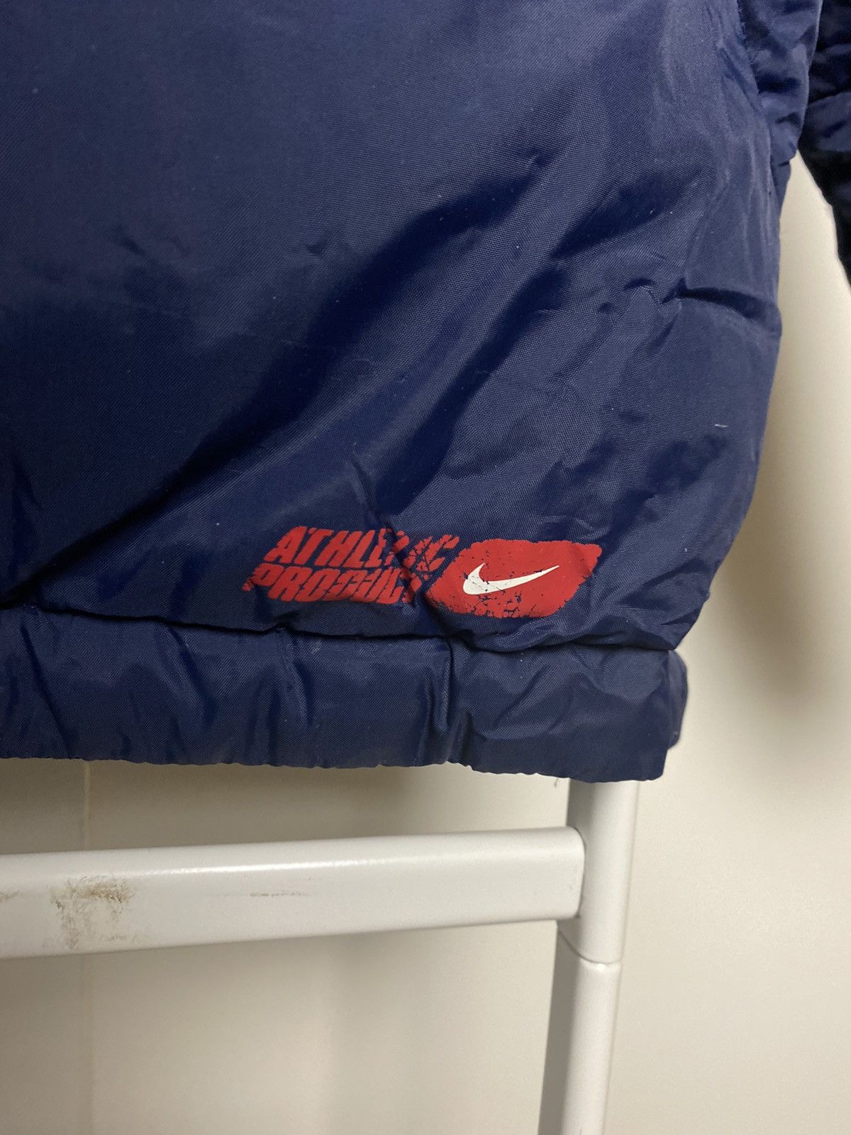 Nike × Vintage Nike vintage navy puffer jacket Athletic 2000s Size US S / EU 44-46 / 1 - 6 Thumbnail