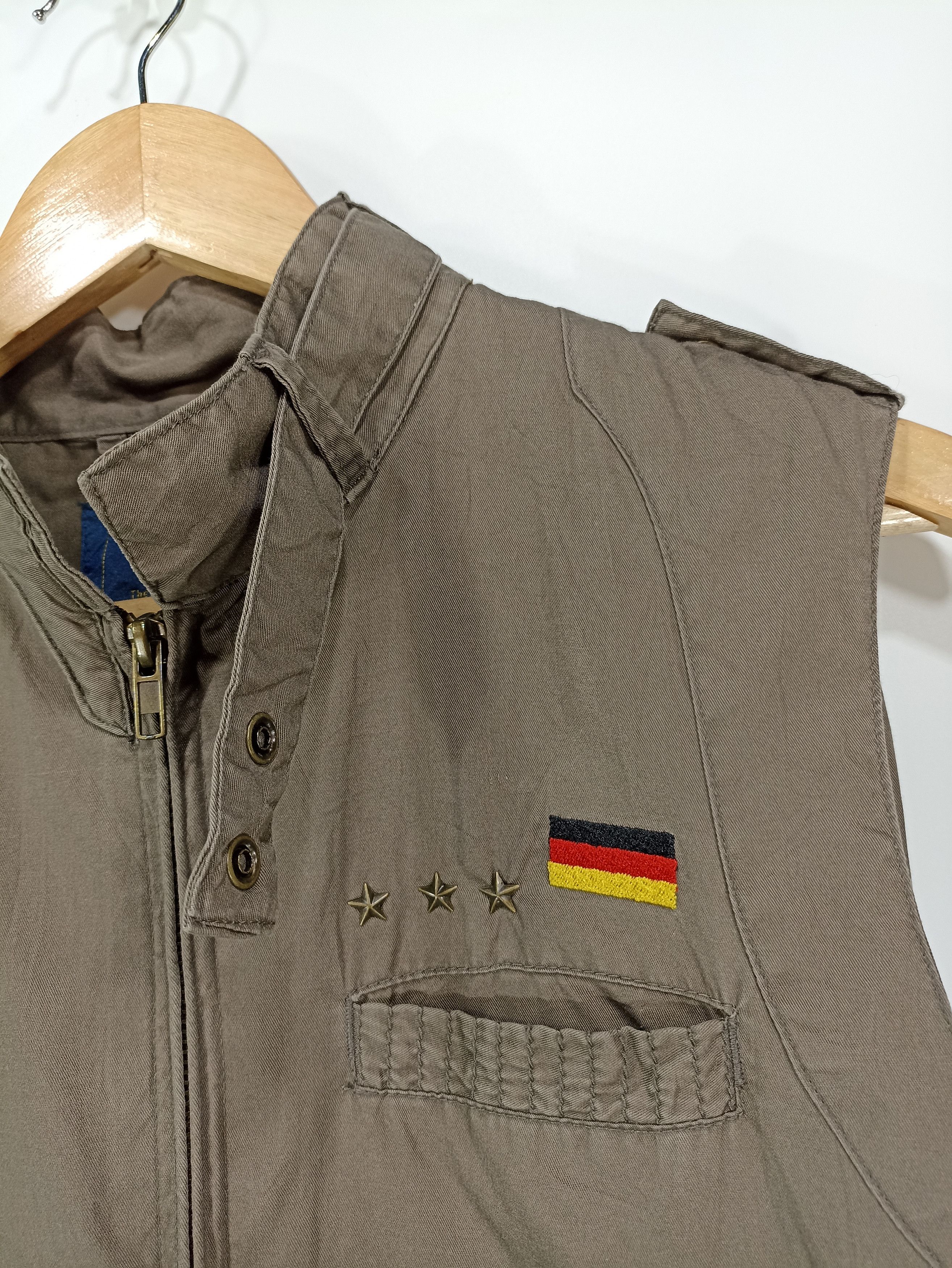 Vintage × Woolrich Woolen Mills Vintage Woolrich Military Vest Size US S / EU 44-46 / 1 - 3 Thumbnail