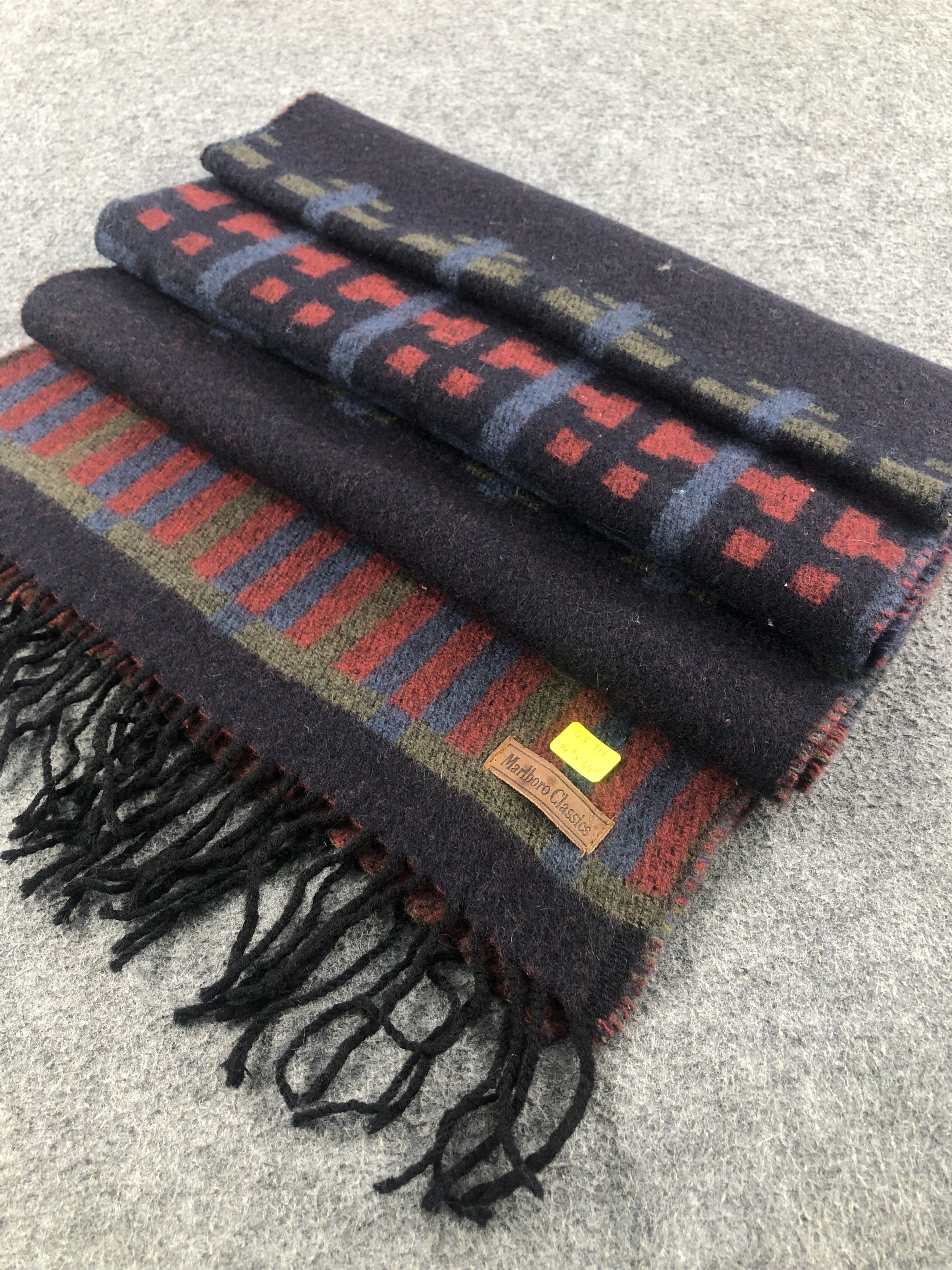 Marlboro Classics Marlboro Scarf / Muffler / Neckwear Size ONE SIZE - 2 Thumbnail