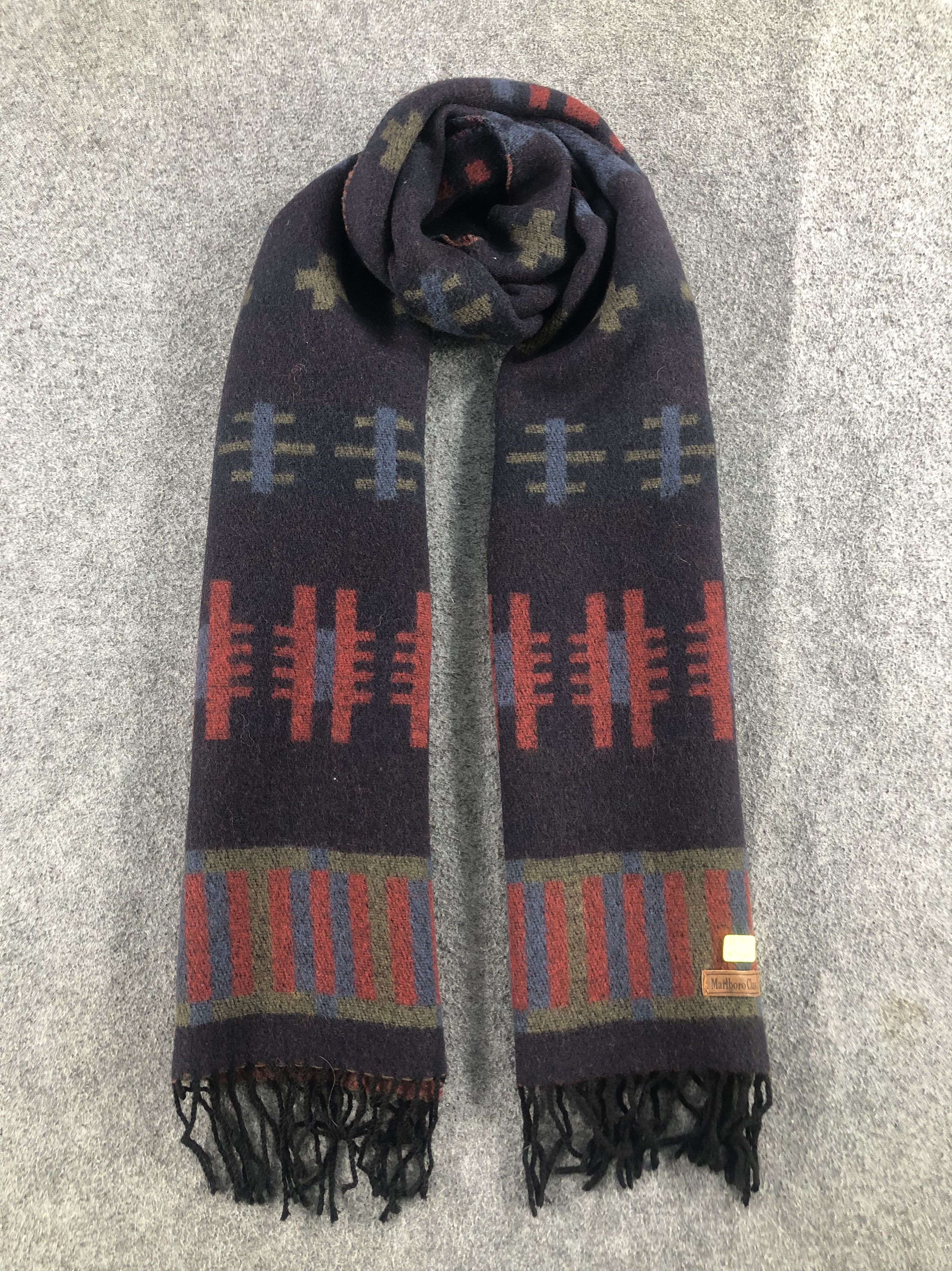 Marlboro Classics Marlboro Scarf / Muffler / Neckwear Size ONE SIZE - 1 Thumbnail