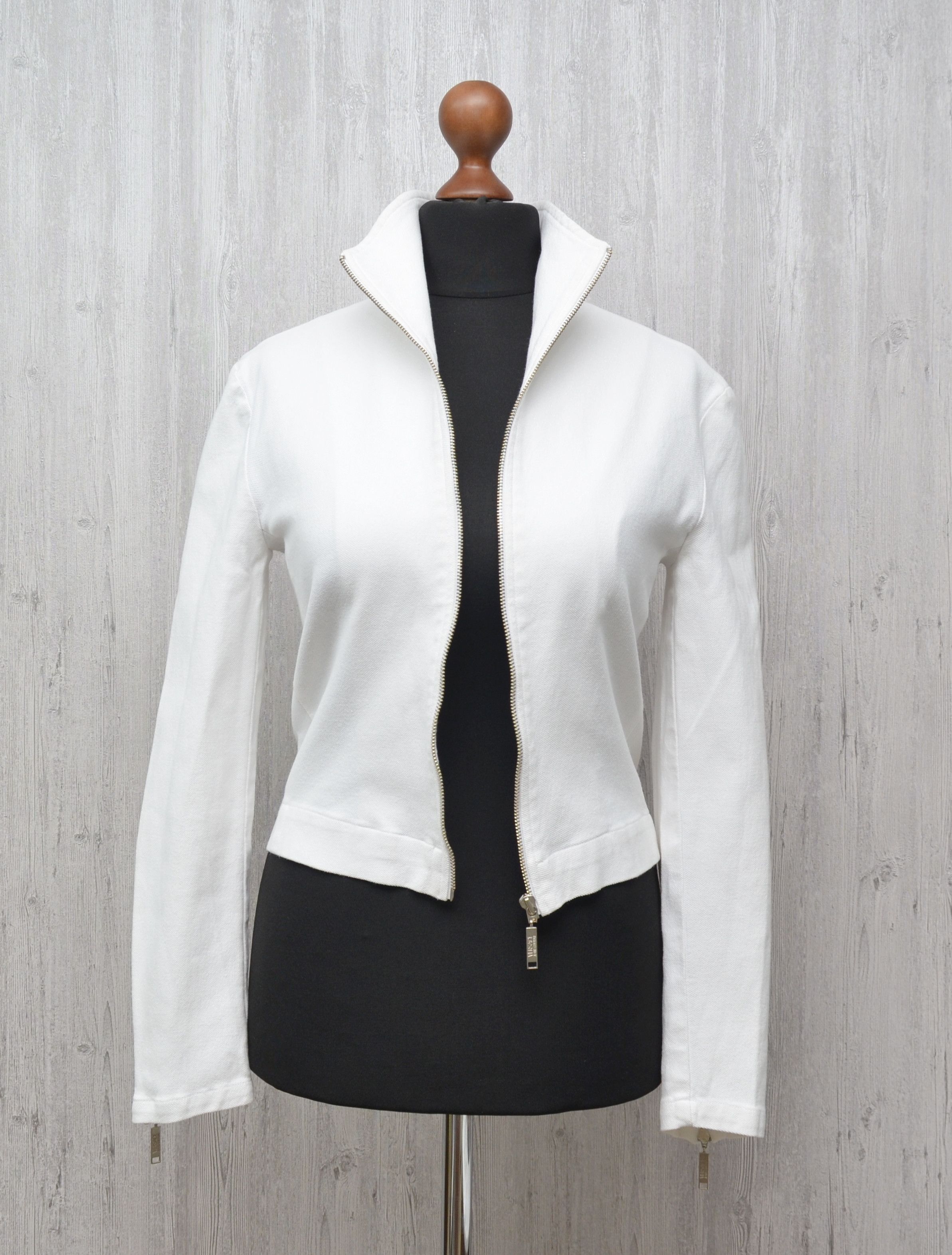 Versace Vtg Versace Jeans Couture Wmns Cropped White Jacket M 90s Size US M / EU 48-50 / 2 - 10 Thumbnail