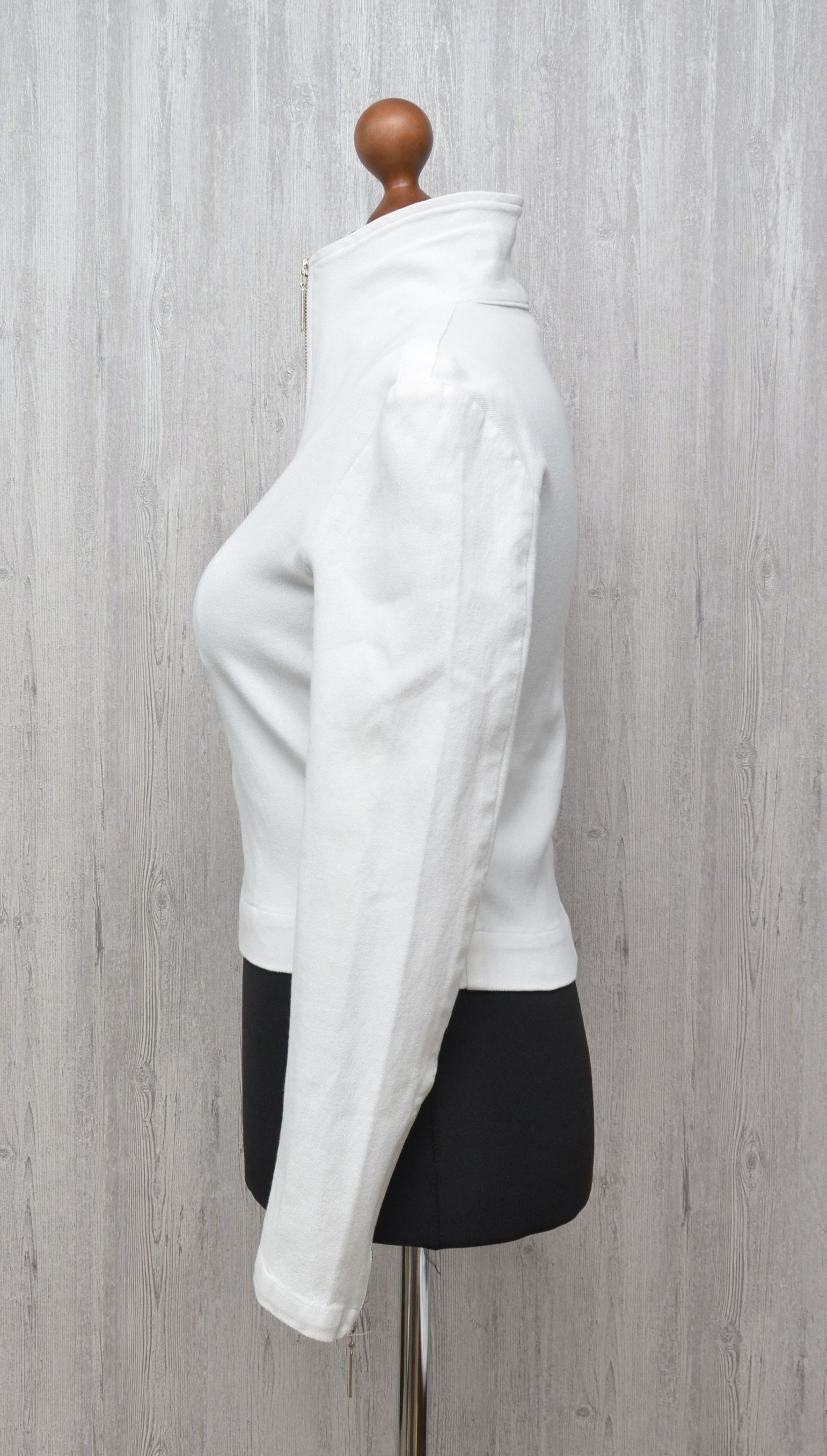 Versace Vtg Versace Jeans Couture Wmns Cropped White Jacket M 90s Size US M / EU 48-50 / 2 - 6 Thumbnail